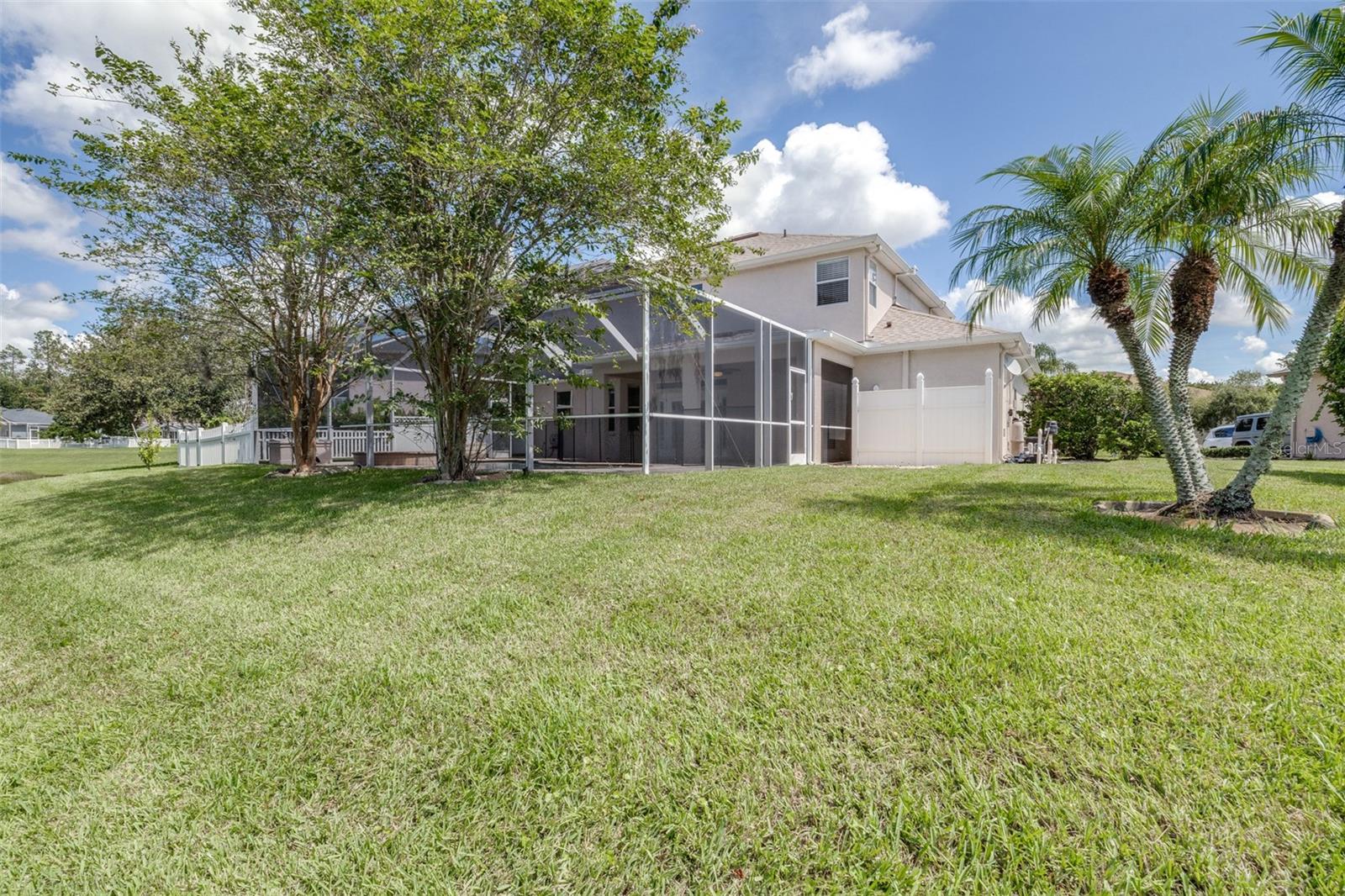 27015 FIREBUSH DR