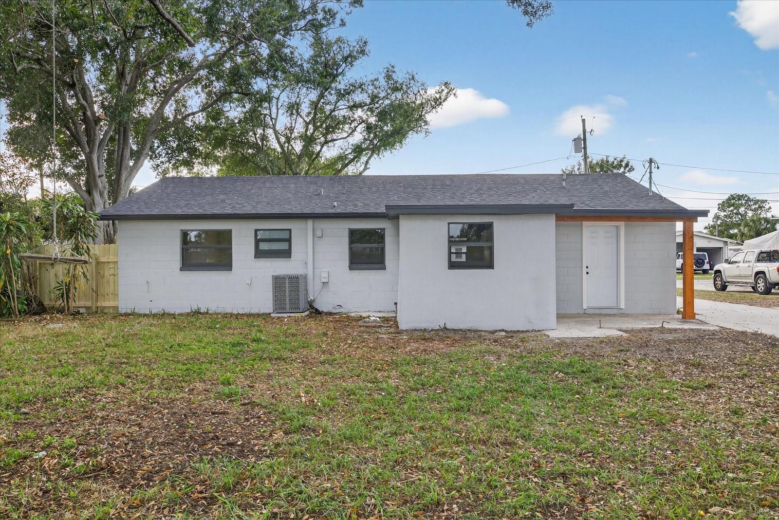 6107 COLE DR