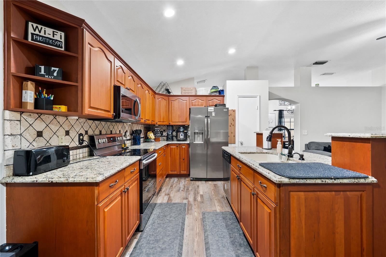 10511 DEEPBROOK DR