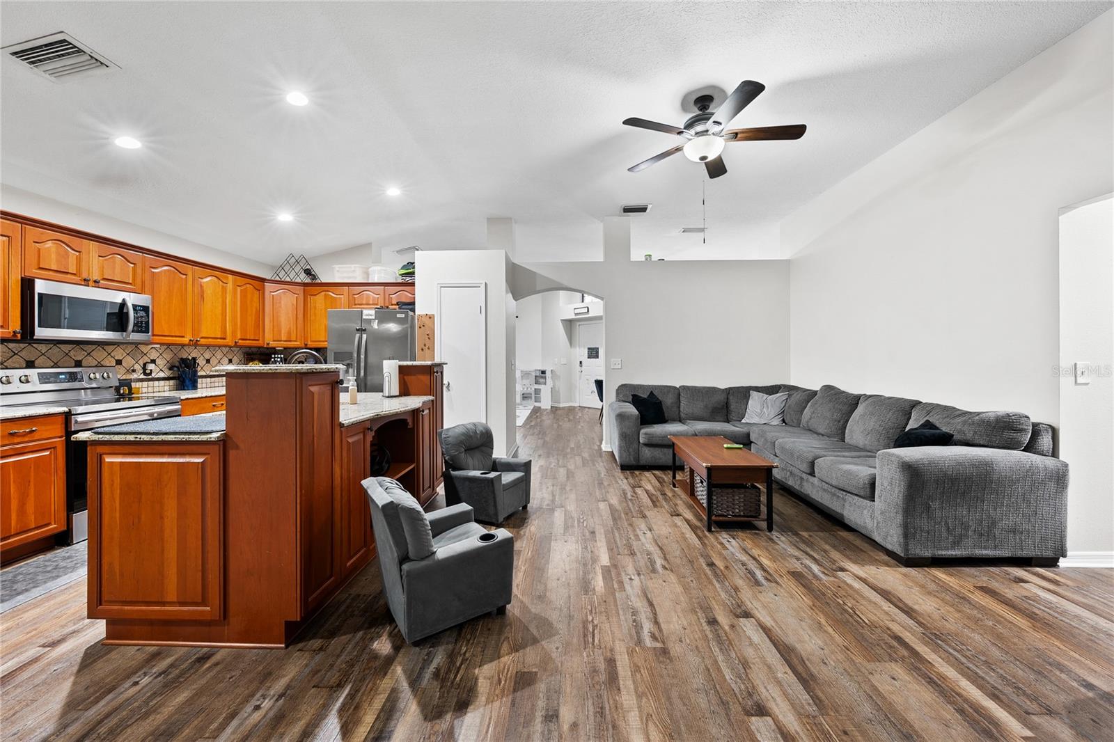 10511 DEEPBROOK DR