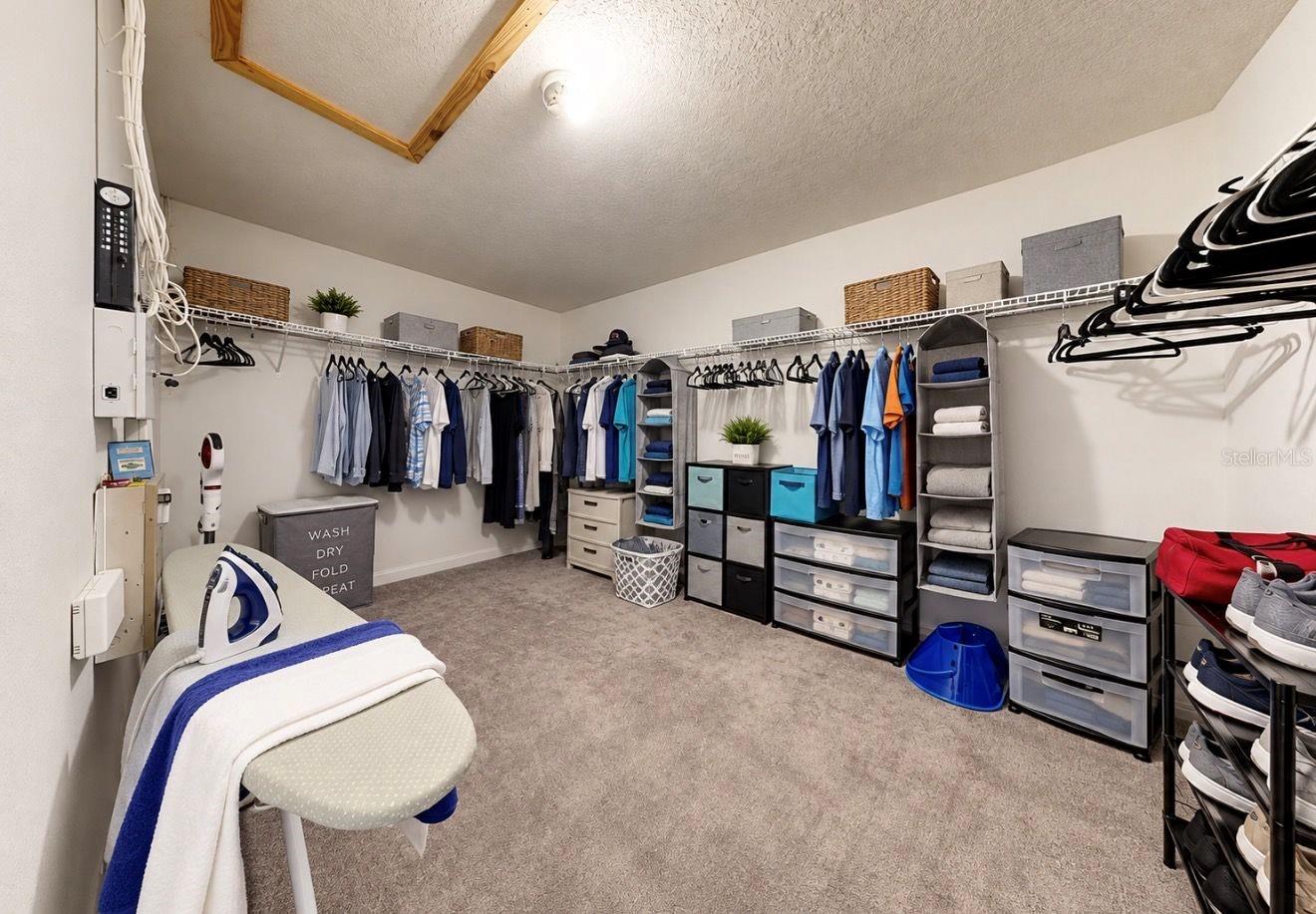 337 STAR SHELL DR