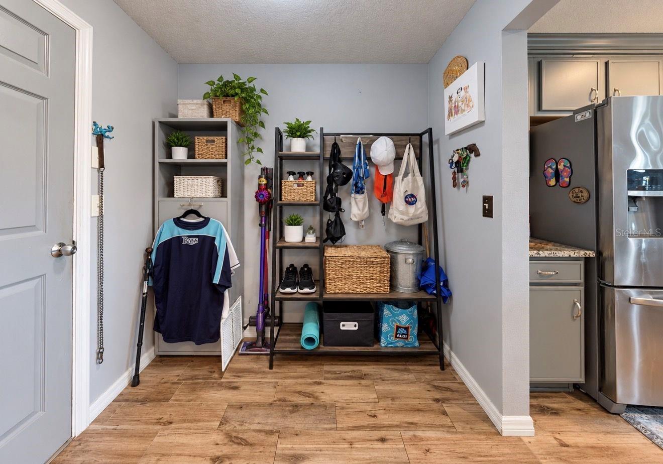 337 STAR SHELL DR