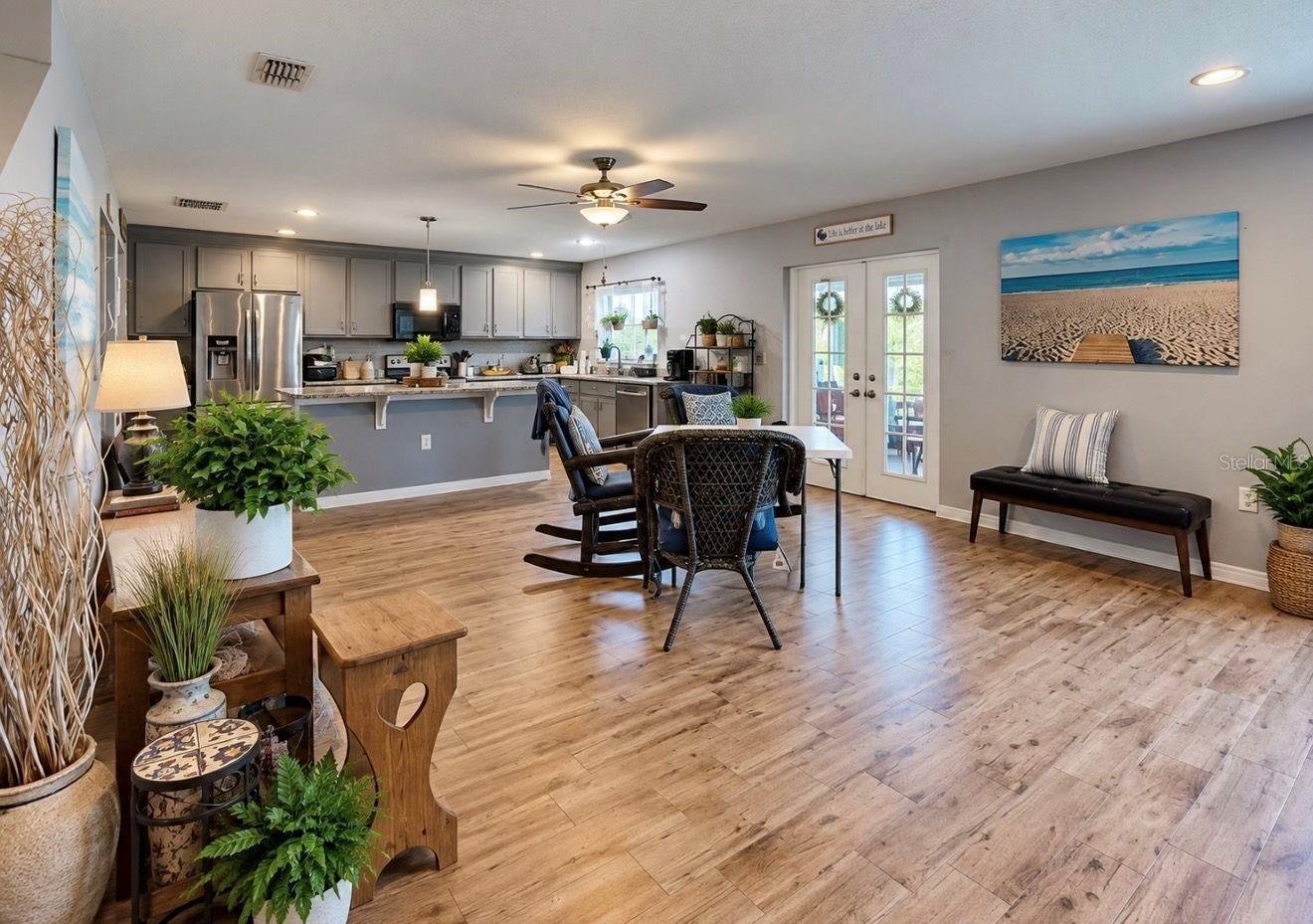 337 STAR SHELL DR
