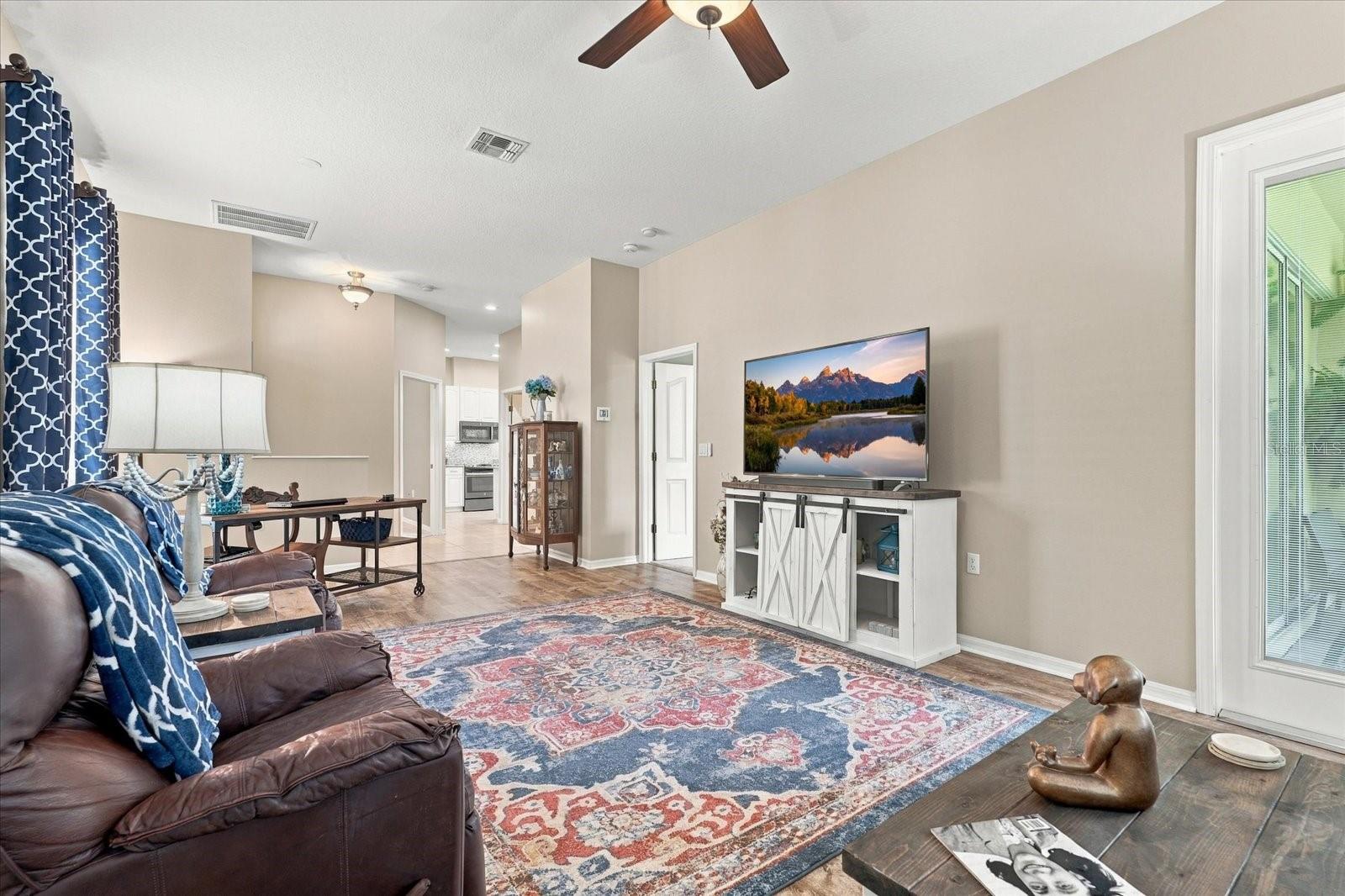 7629 WIMPOLE DR