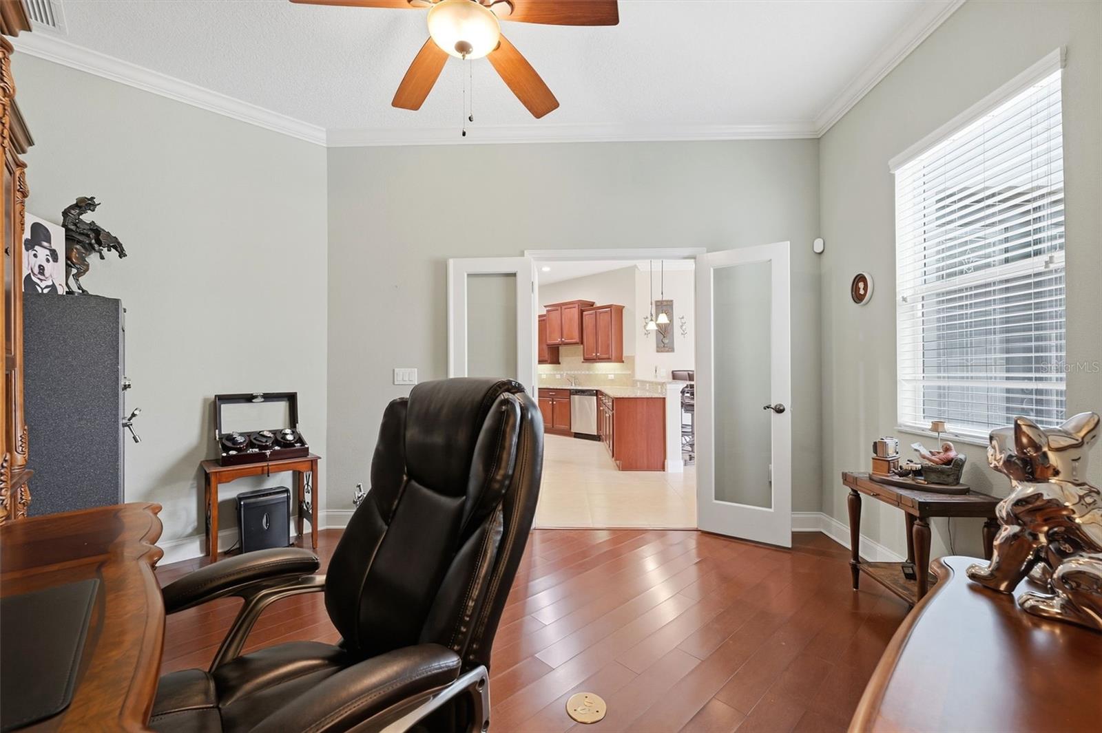 2901 DEVONOAK BLVD