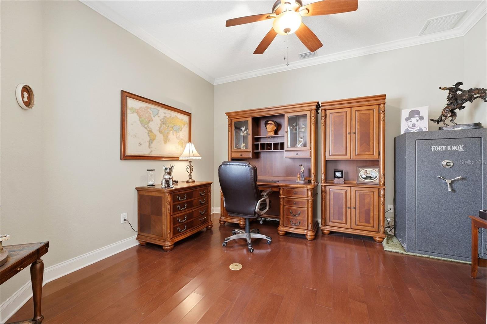 2901 DEVONOAK BLVD