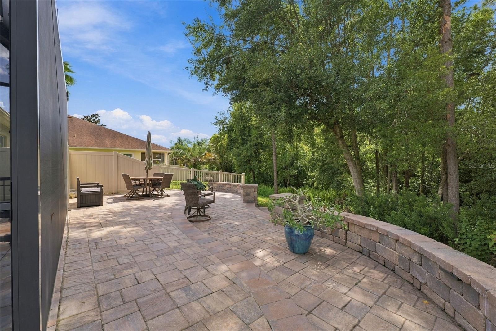 2901 DEVONOAK BLVD