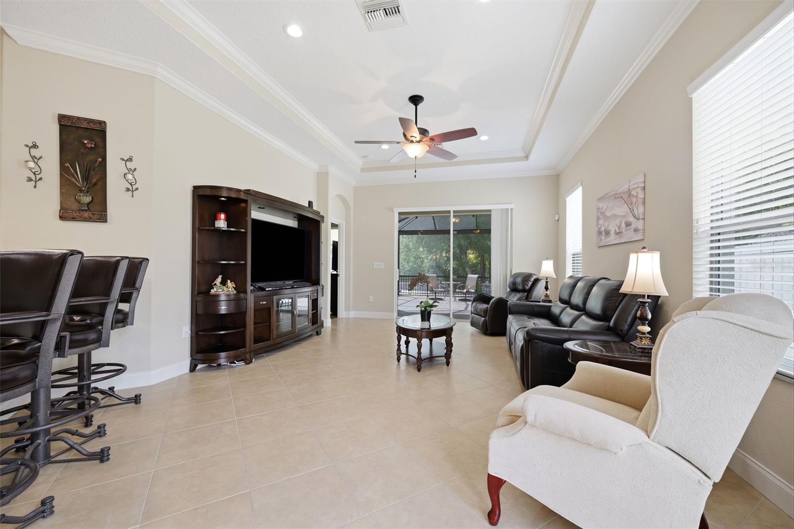 2901 DEVONOAK BLVD
