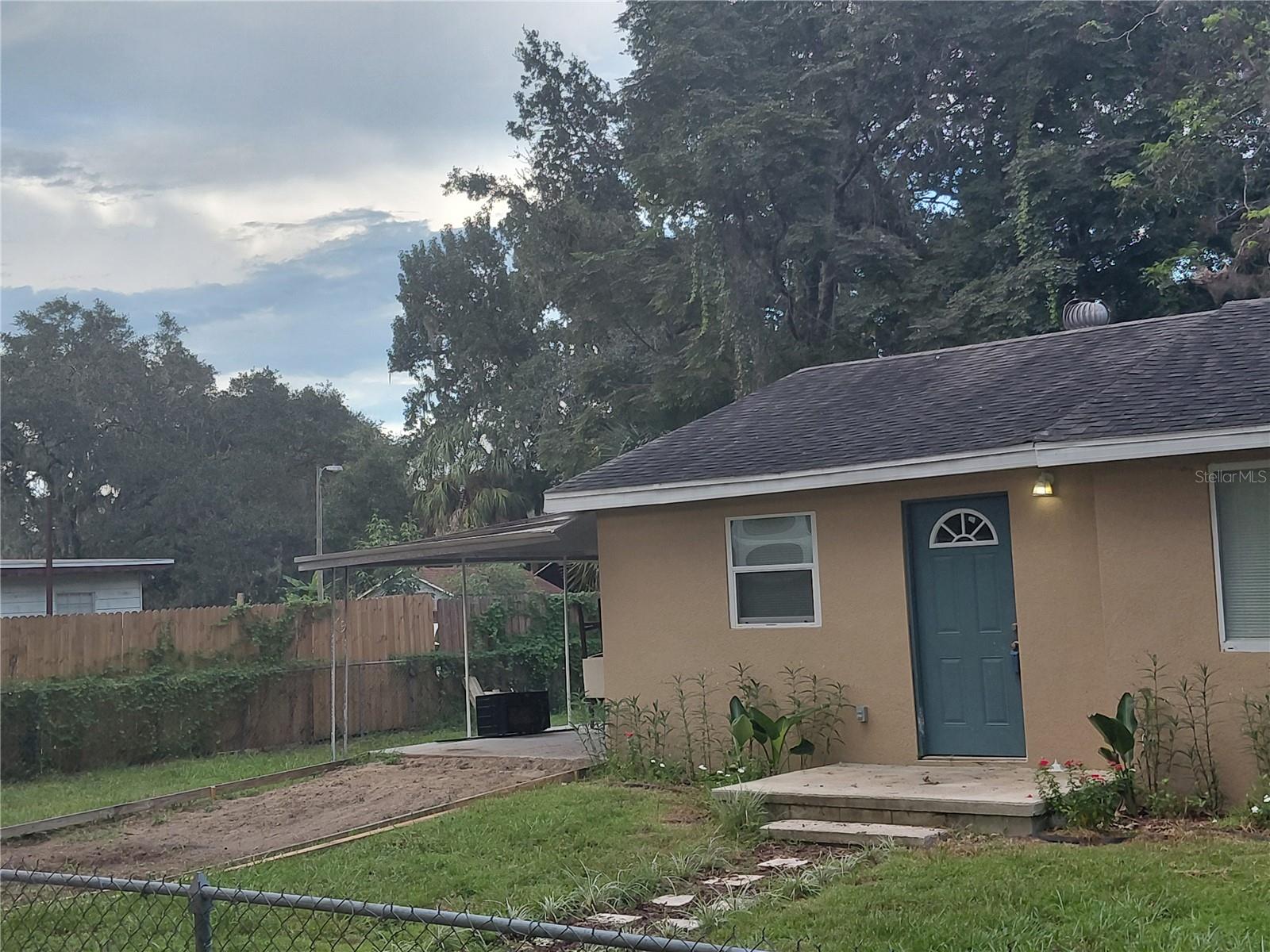 11617 GROVEWOOD AVE