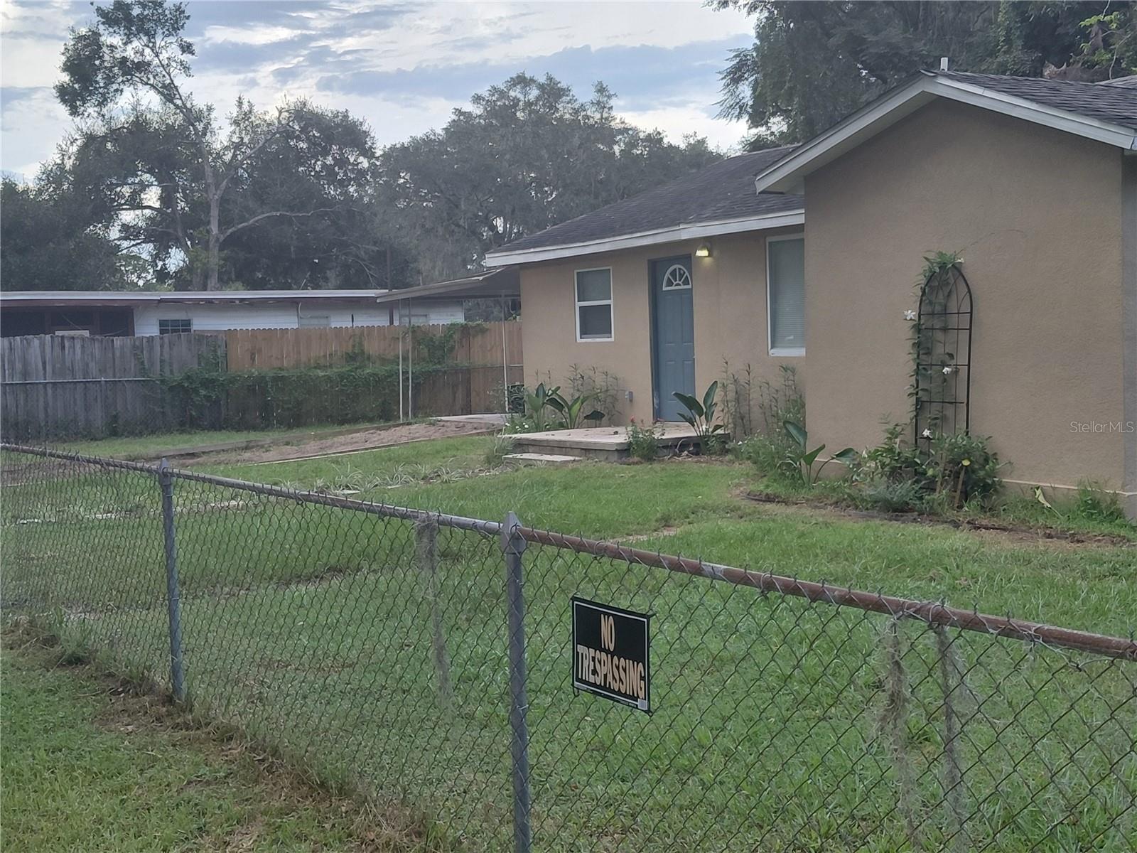 11617 GROVEWOOD AVE