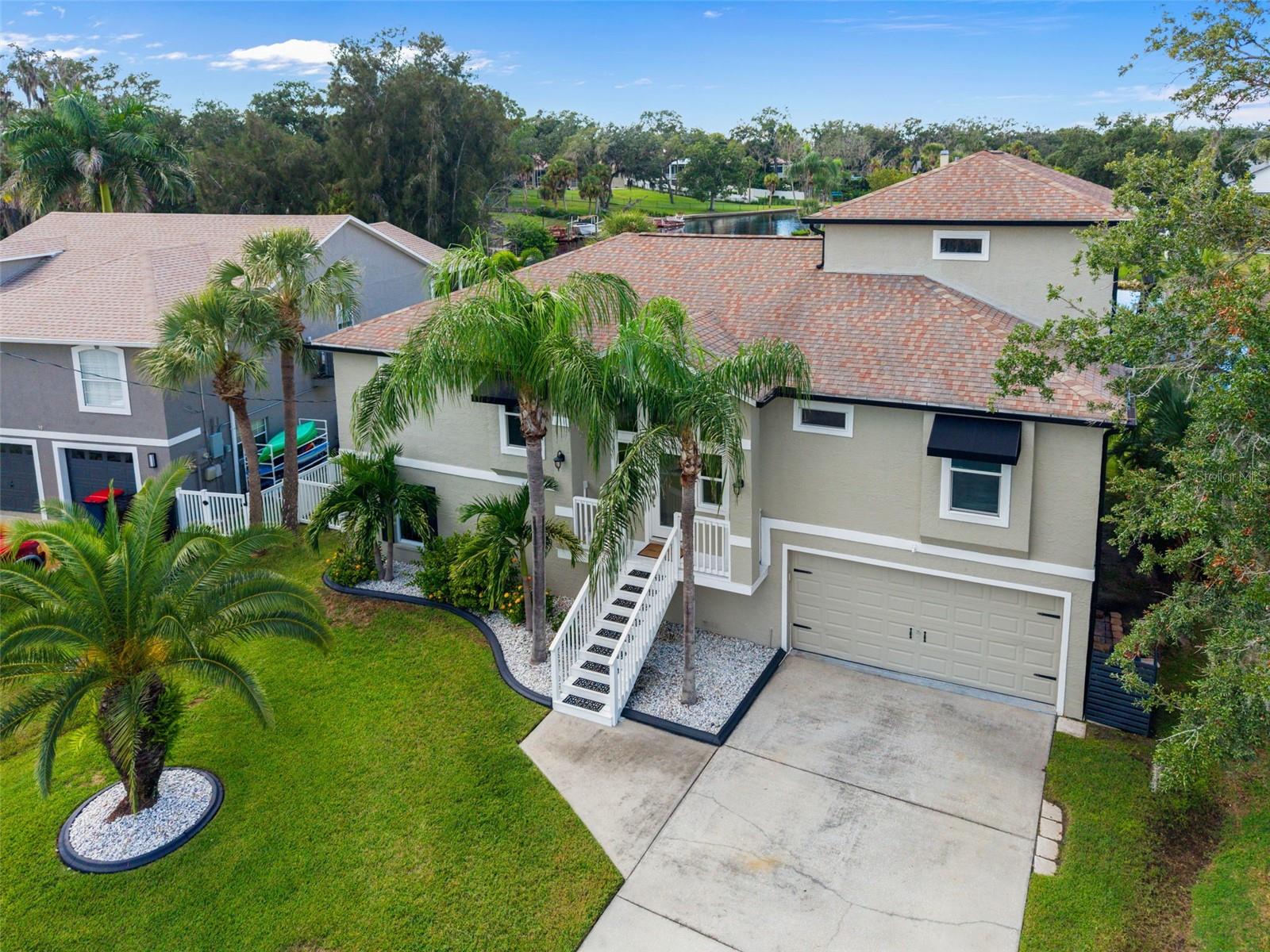 5517 TROPIC DR