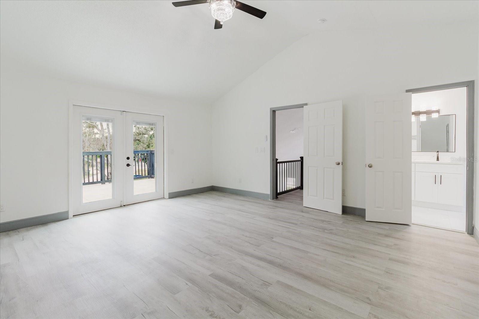 3014 S WEST SHORE BLVD W