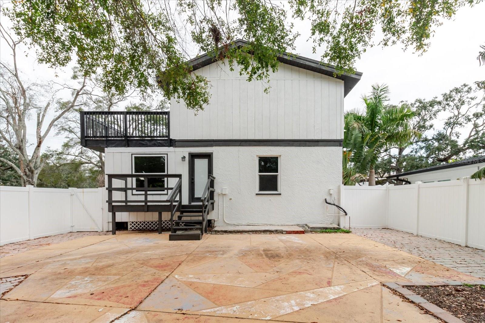 3014 S WEST SHORE BLVD W