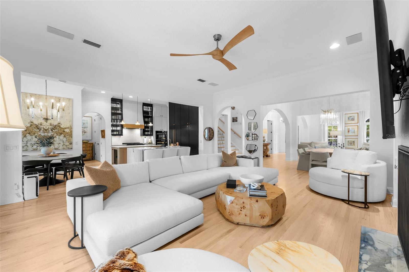 1921 FLORESTA VIEW DR