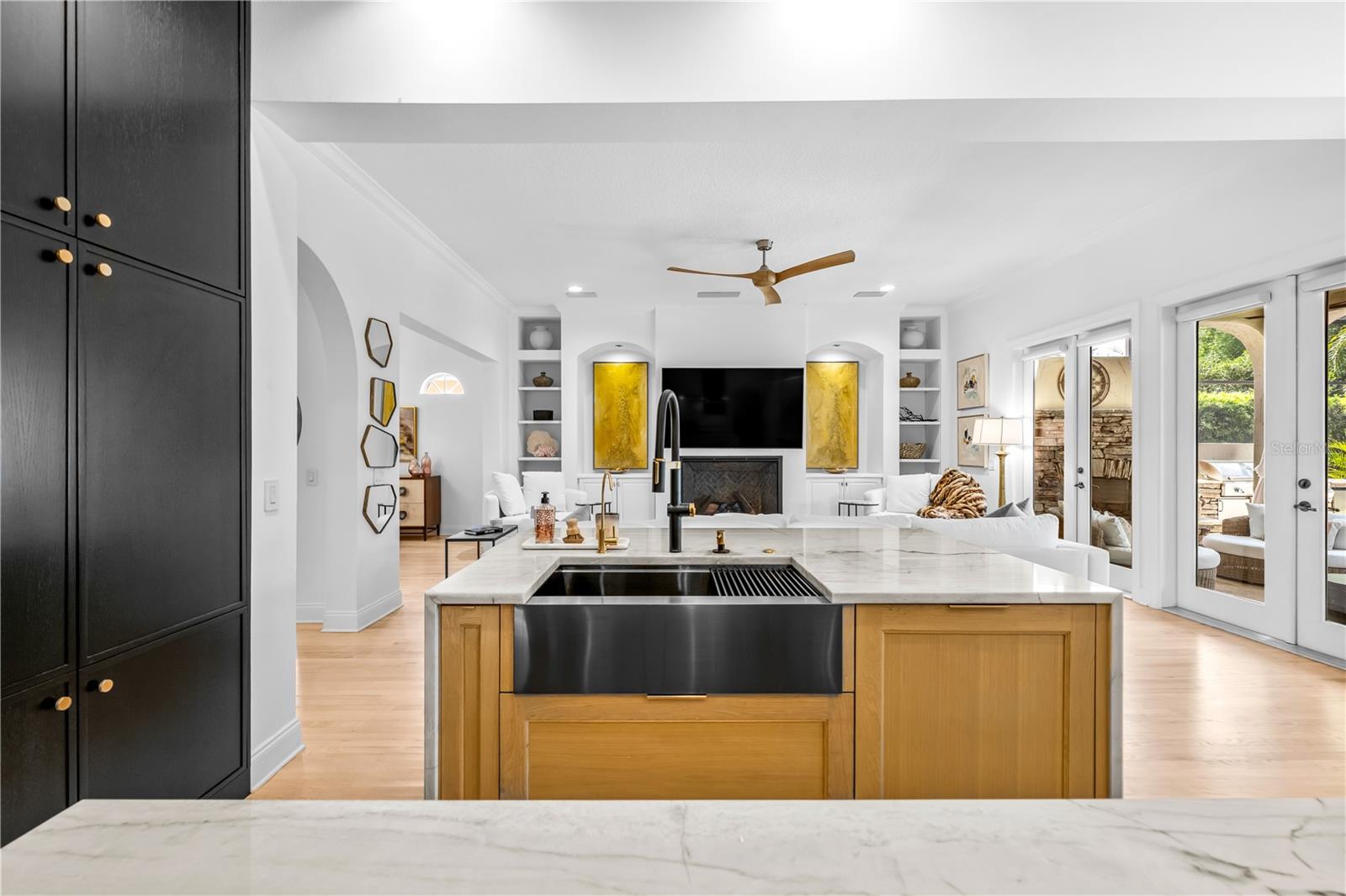 1921 FLORESTA VIEW DR