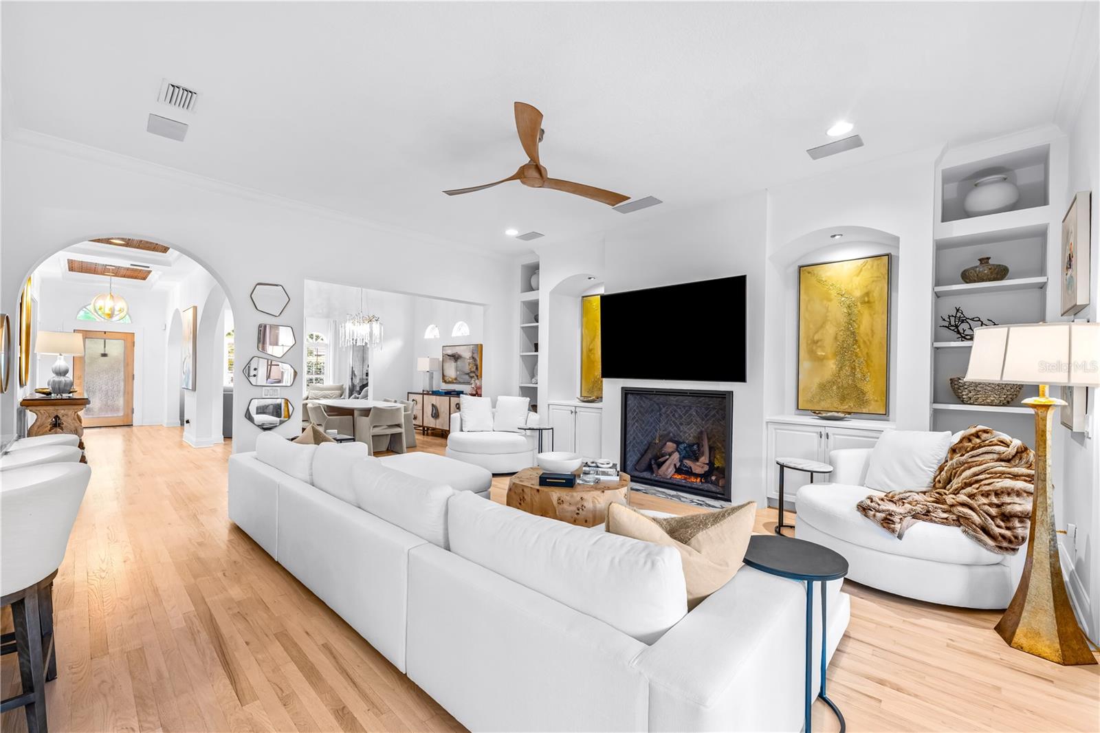1921 FLORESTA VIEW DR