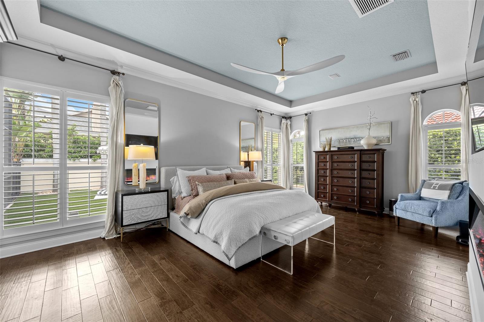 1921 FLORESTA VIEW DR