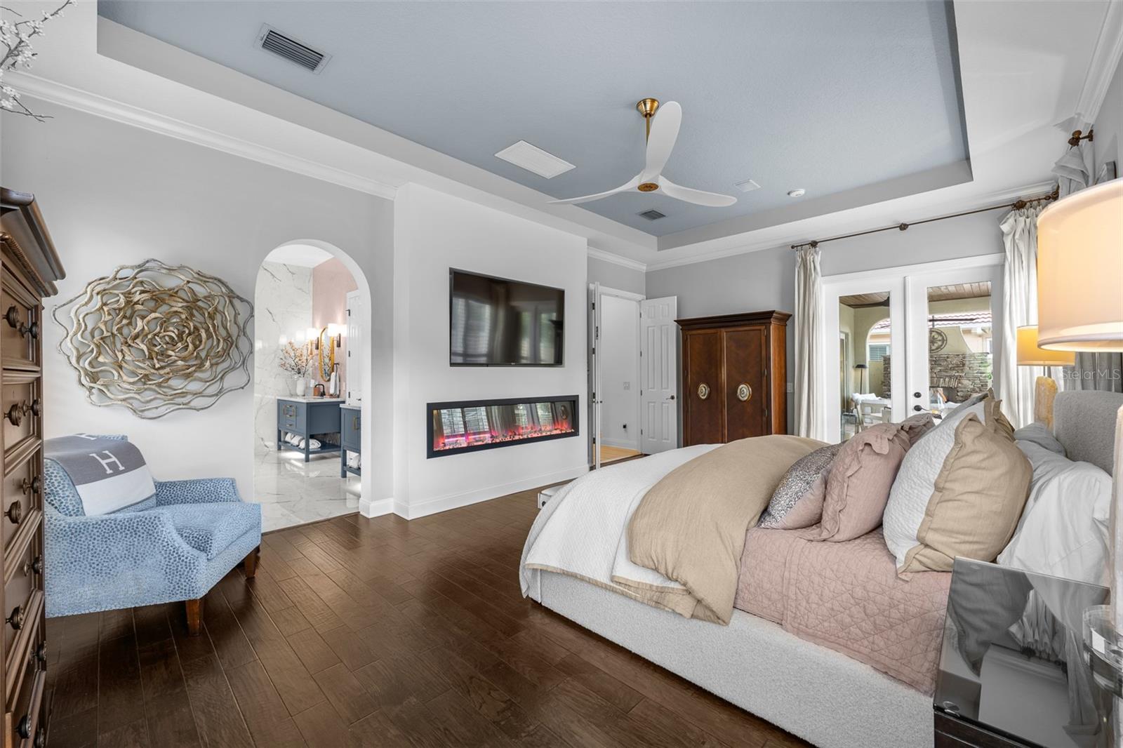 1921 FLORESTA VIEW DR