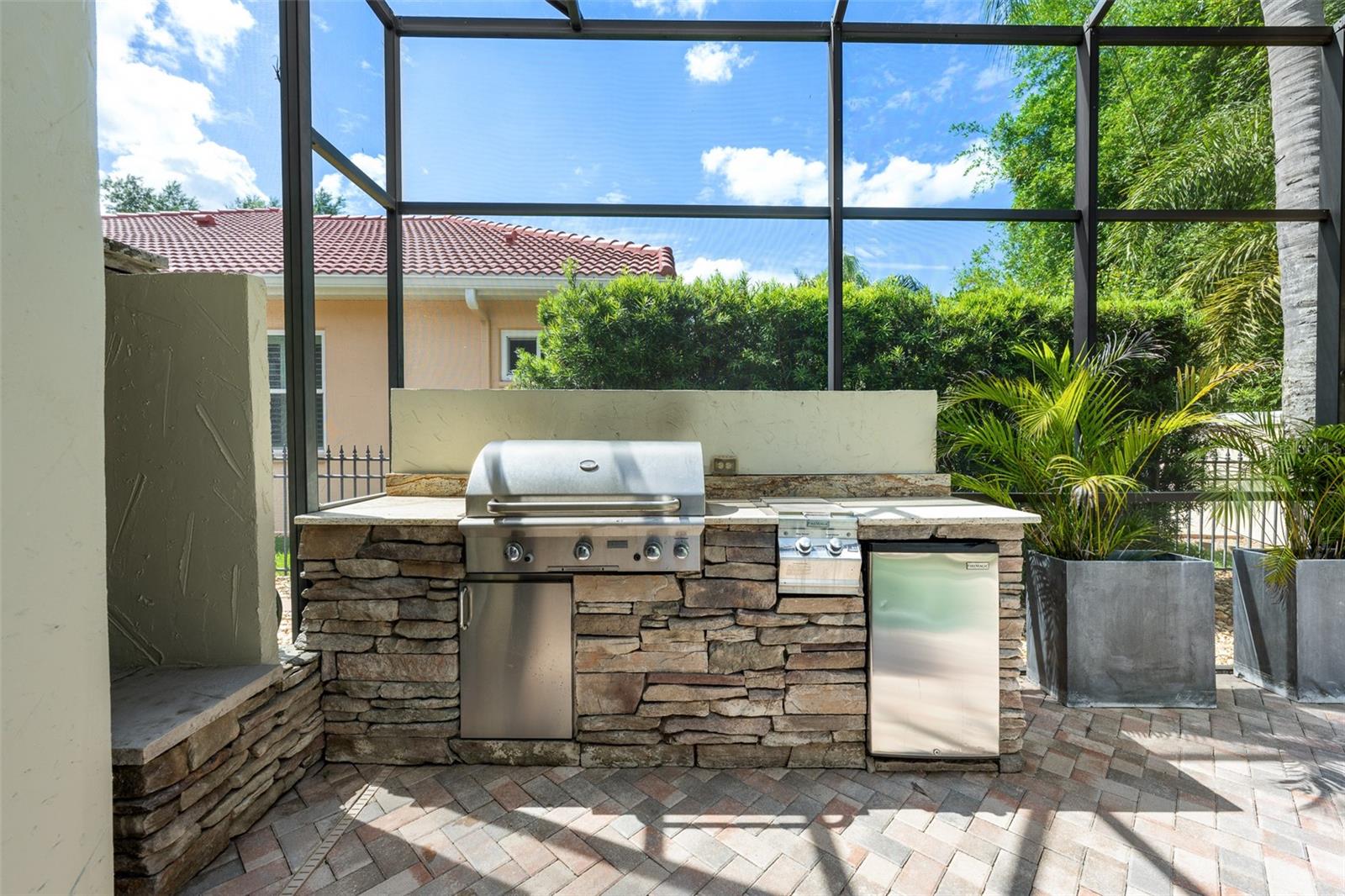 1921 FLORESTA VIEW DR