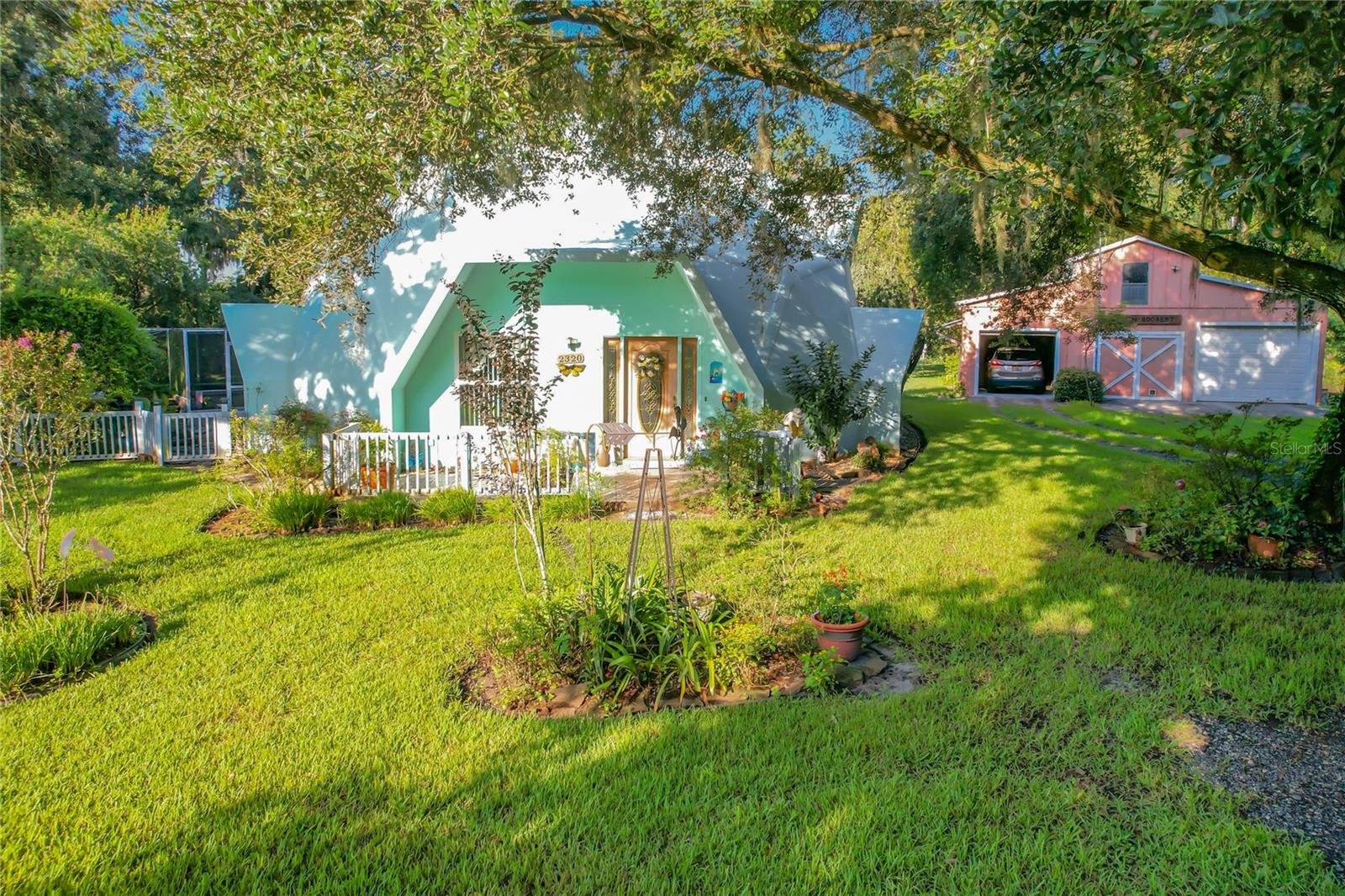 2320 BOGAERT RD