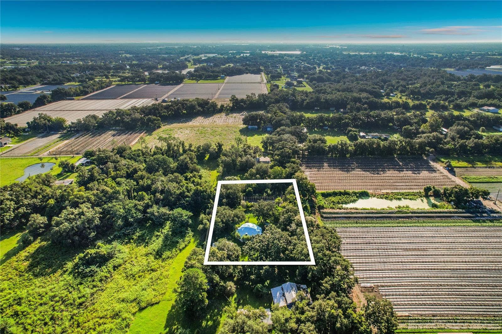 2320 BOGAERT RD