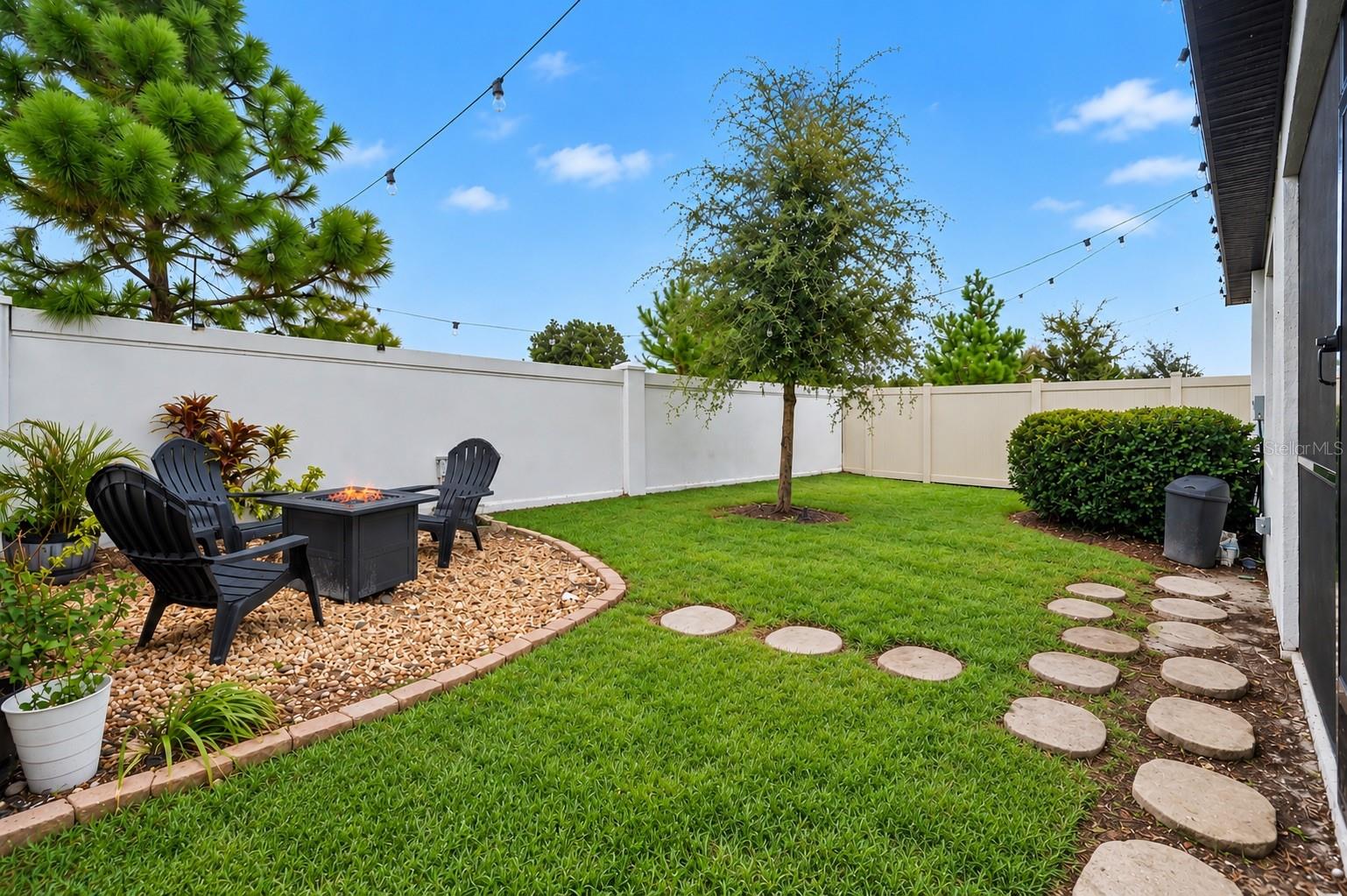 20873 DRAKE ELM DR