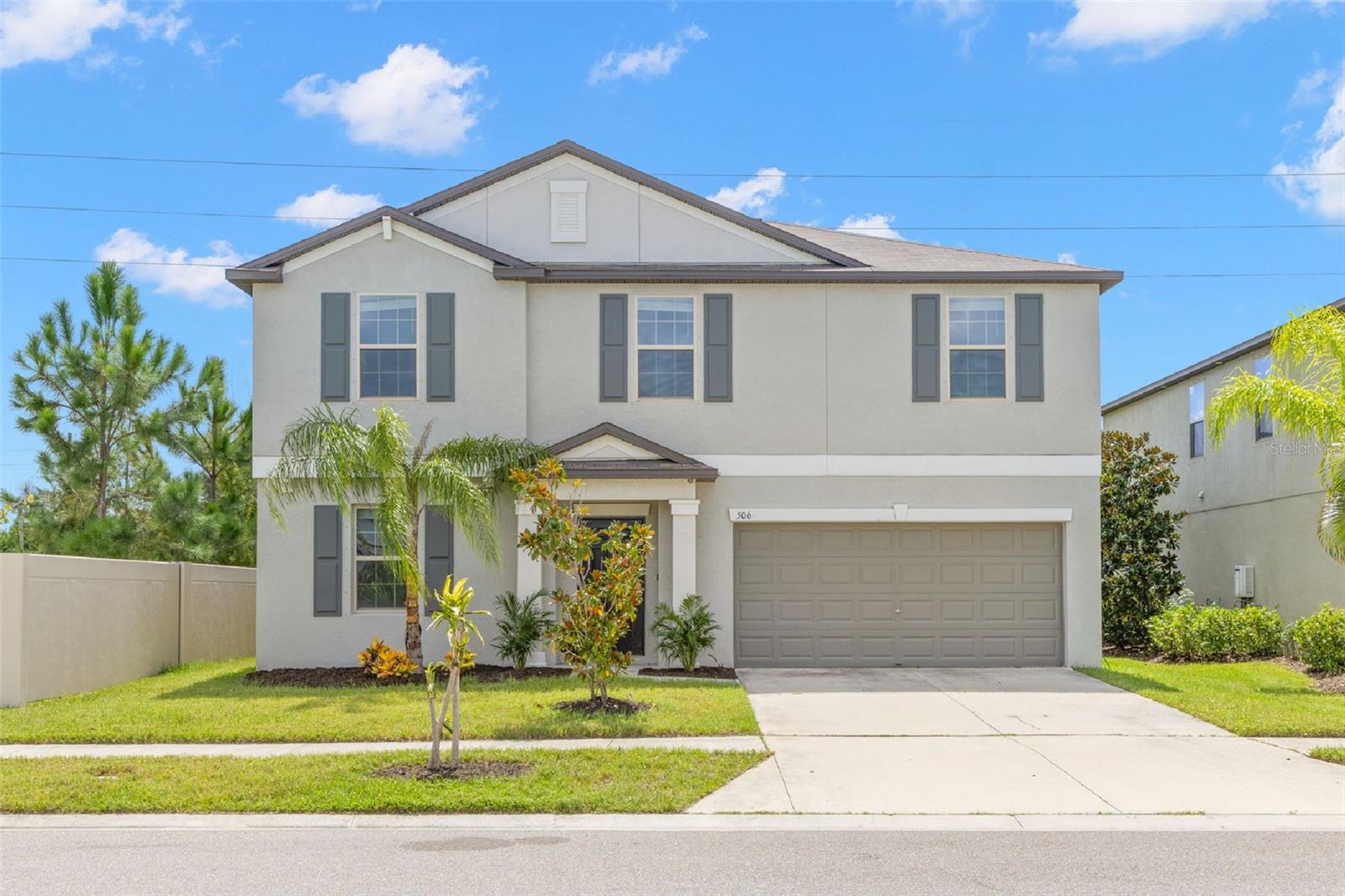 5061 WHITE CHICORY DR