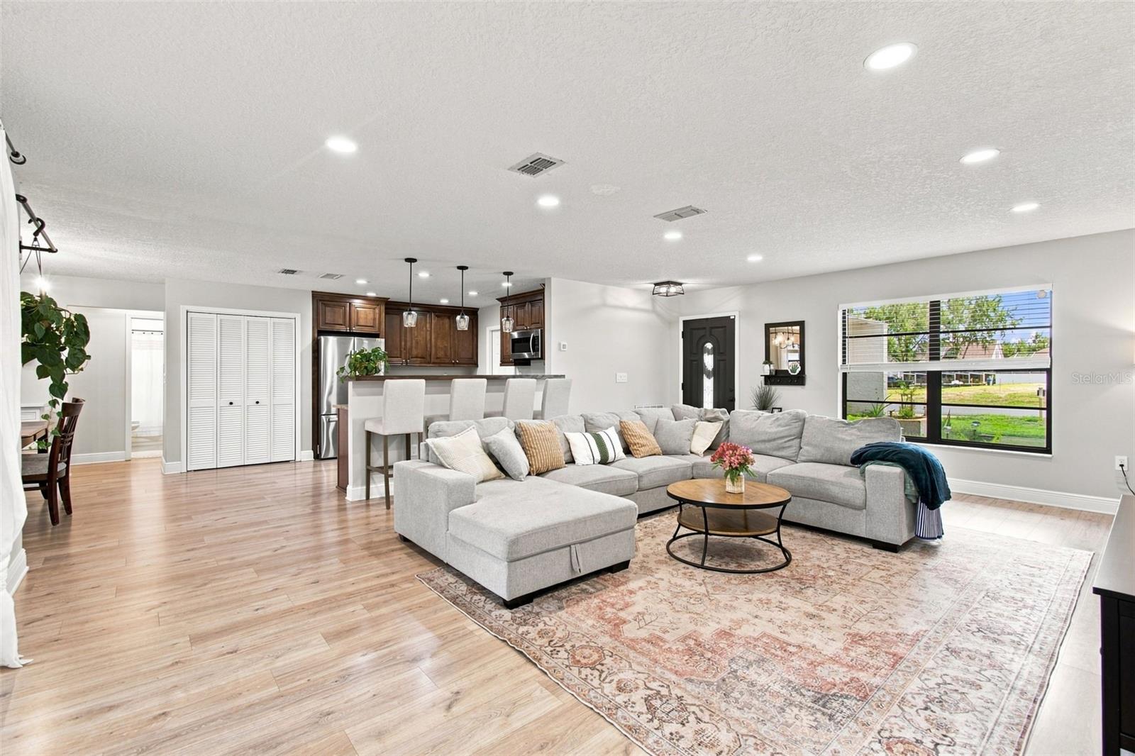 9639 ALVERNON DR