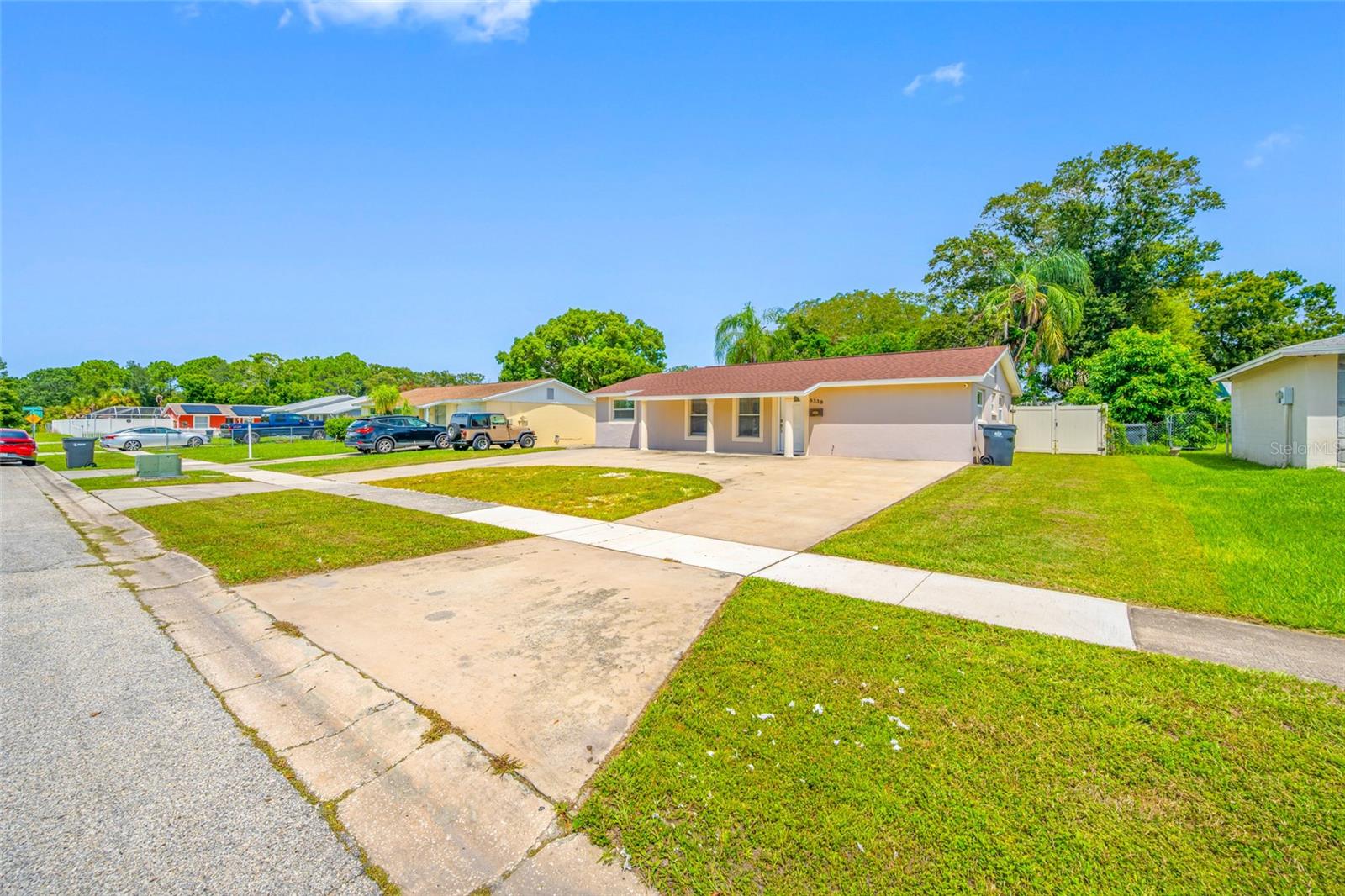 8339 DRYCREEK DR