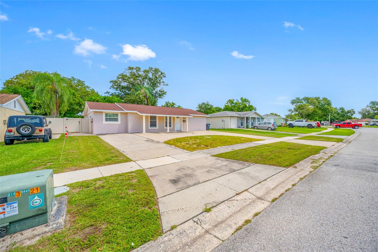 8339 DRYCREEK DR