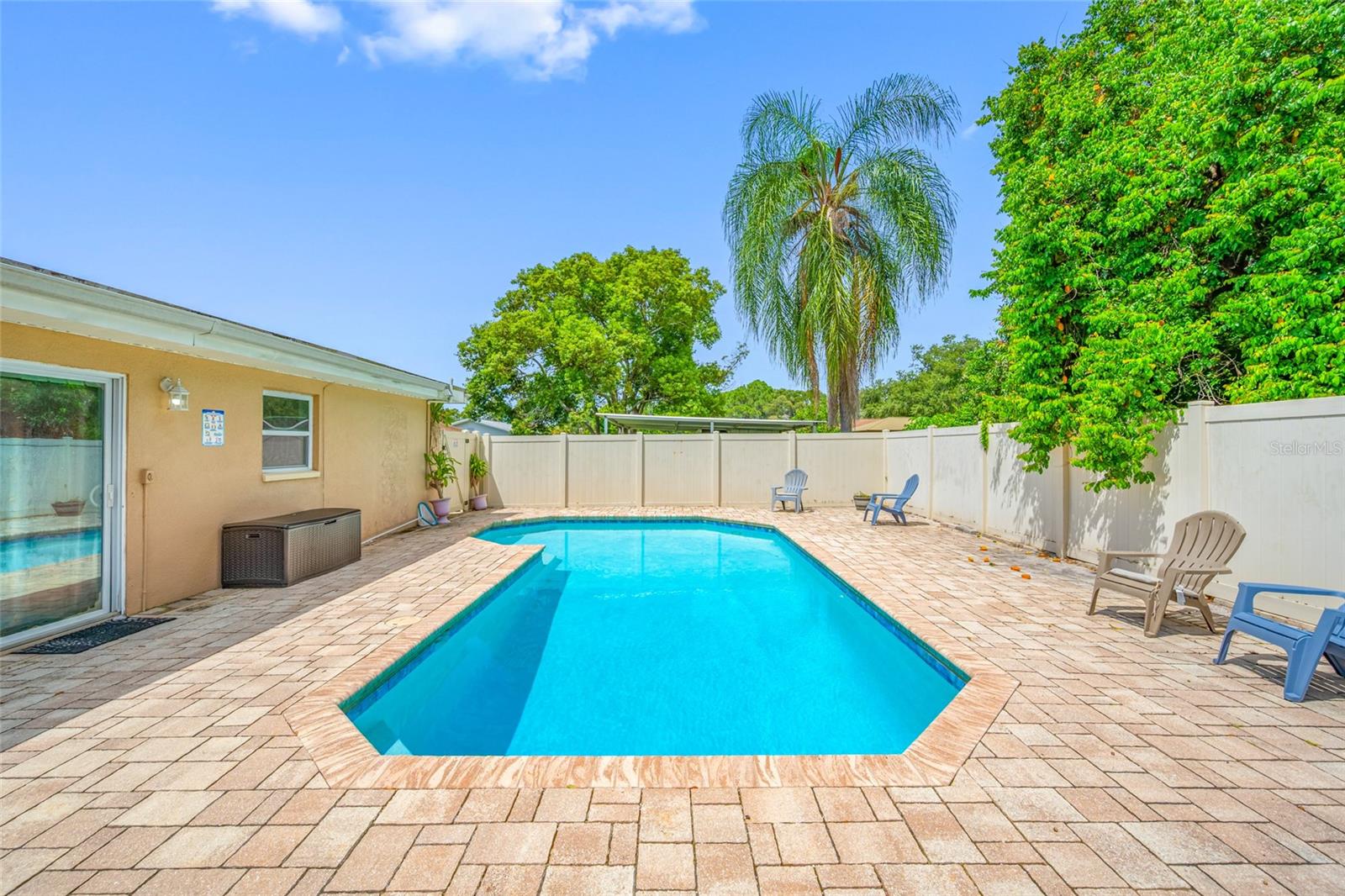 8339 DRYCREEK DR