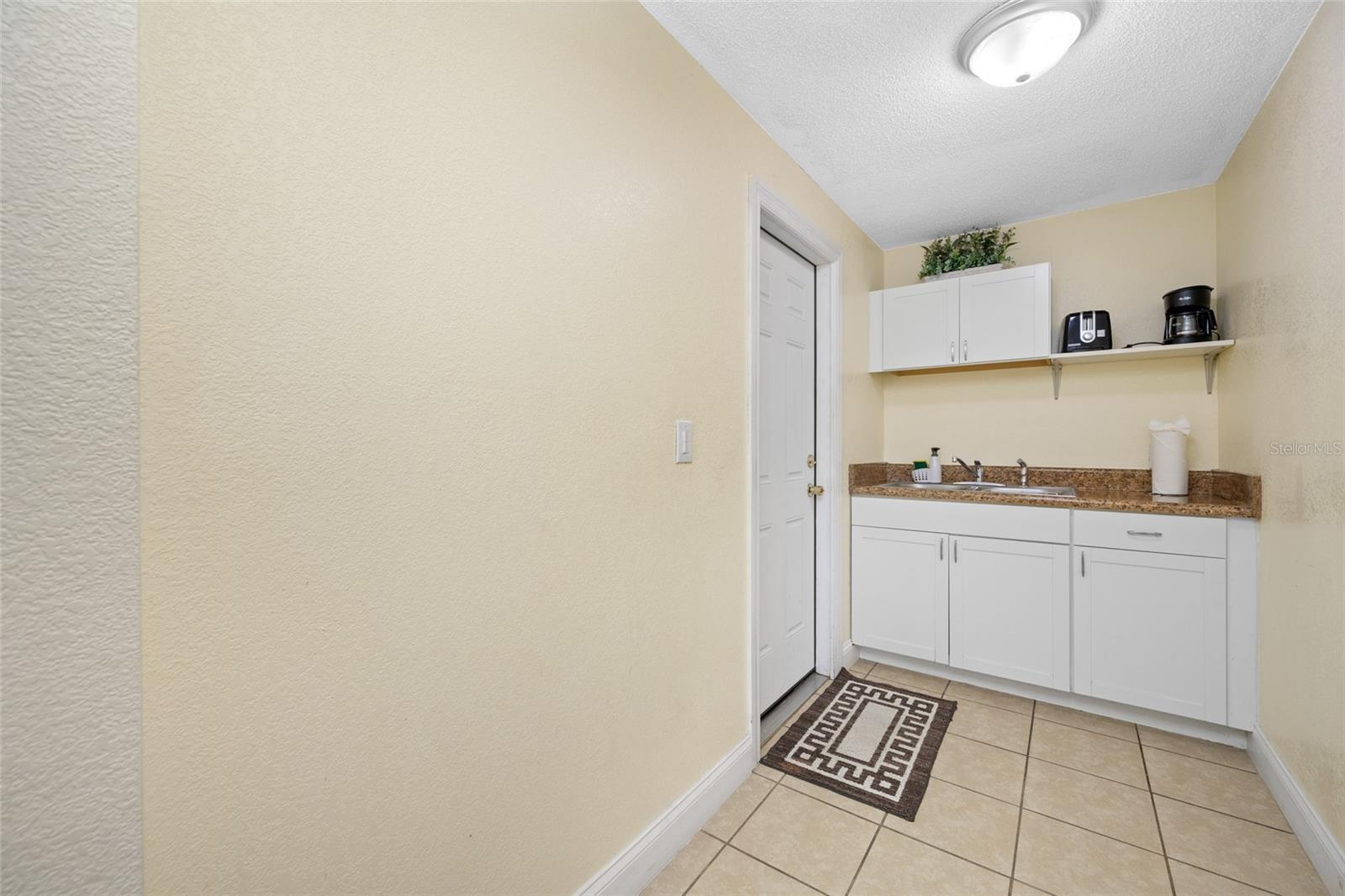 8339 DRYCREEK DR