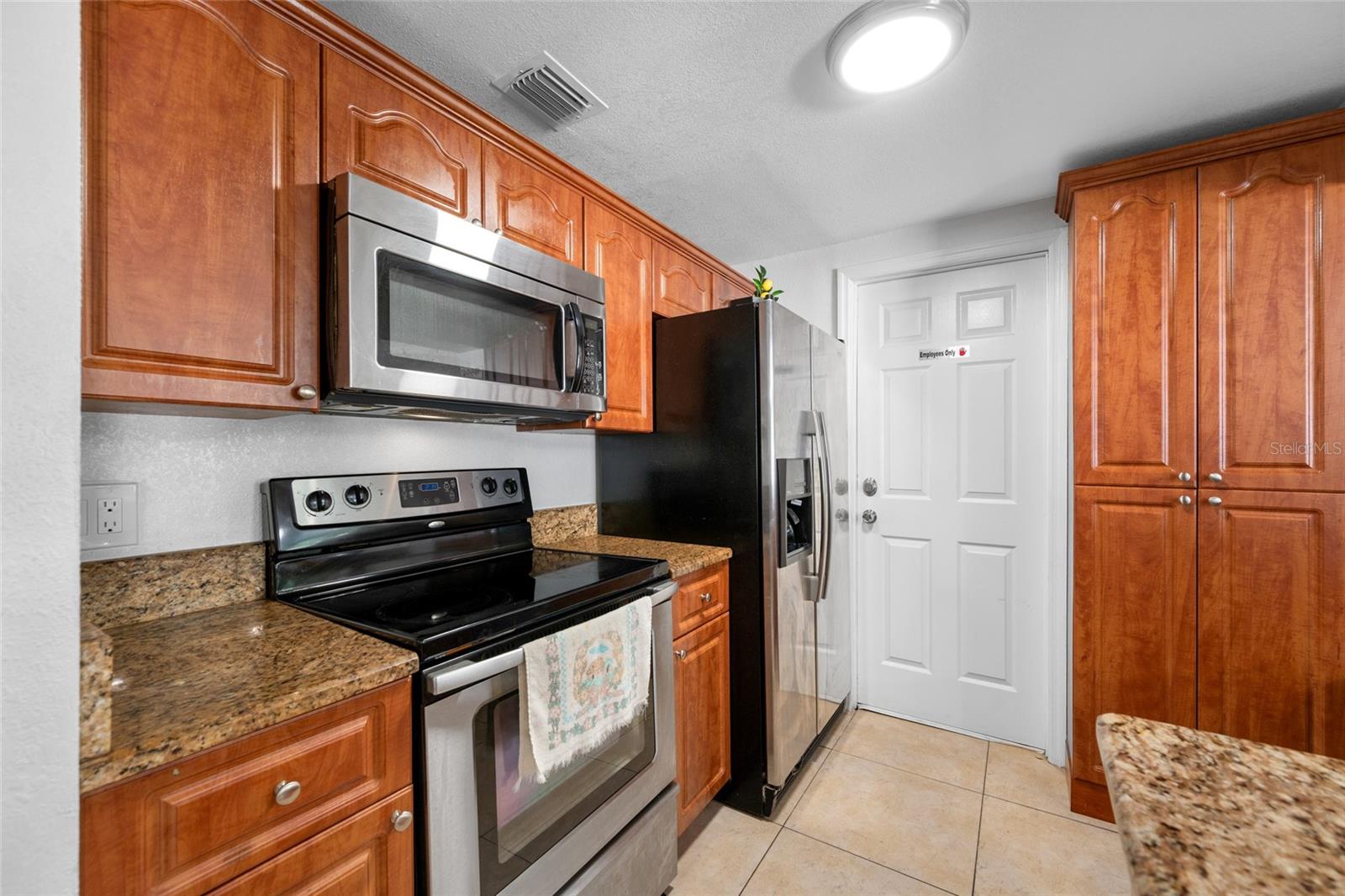8339 DRYCREEK DR