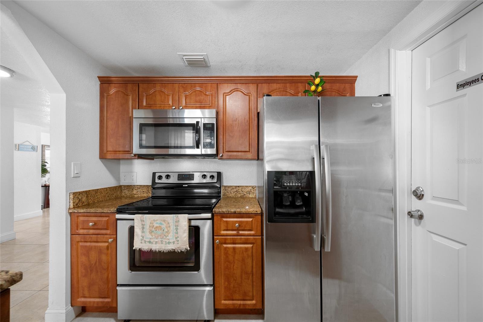 8339 DRYCREEK DR
