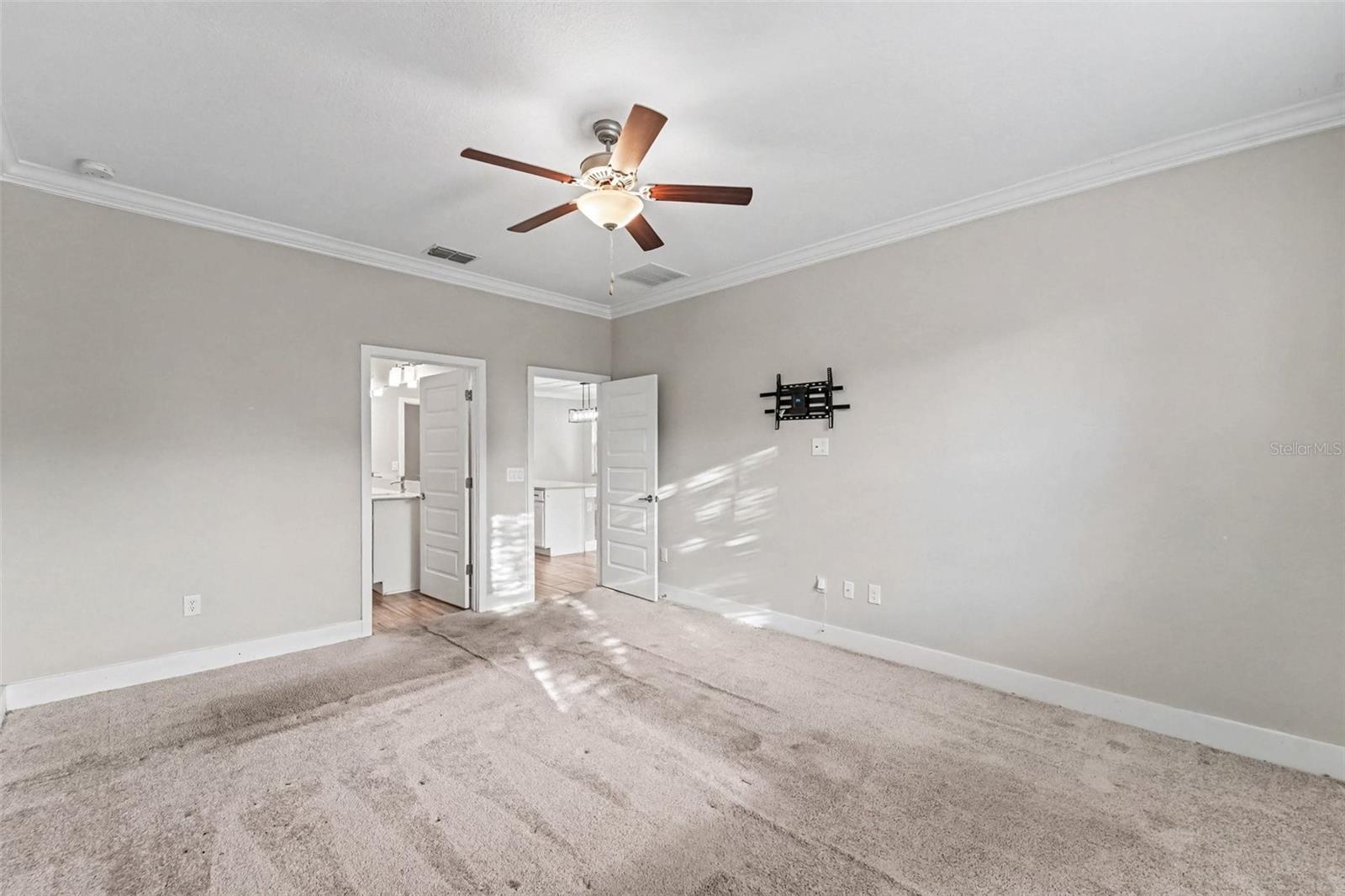 9604 LITTLE BLUESTEM DR