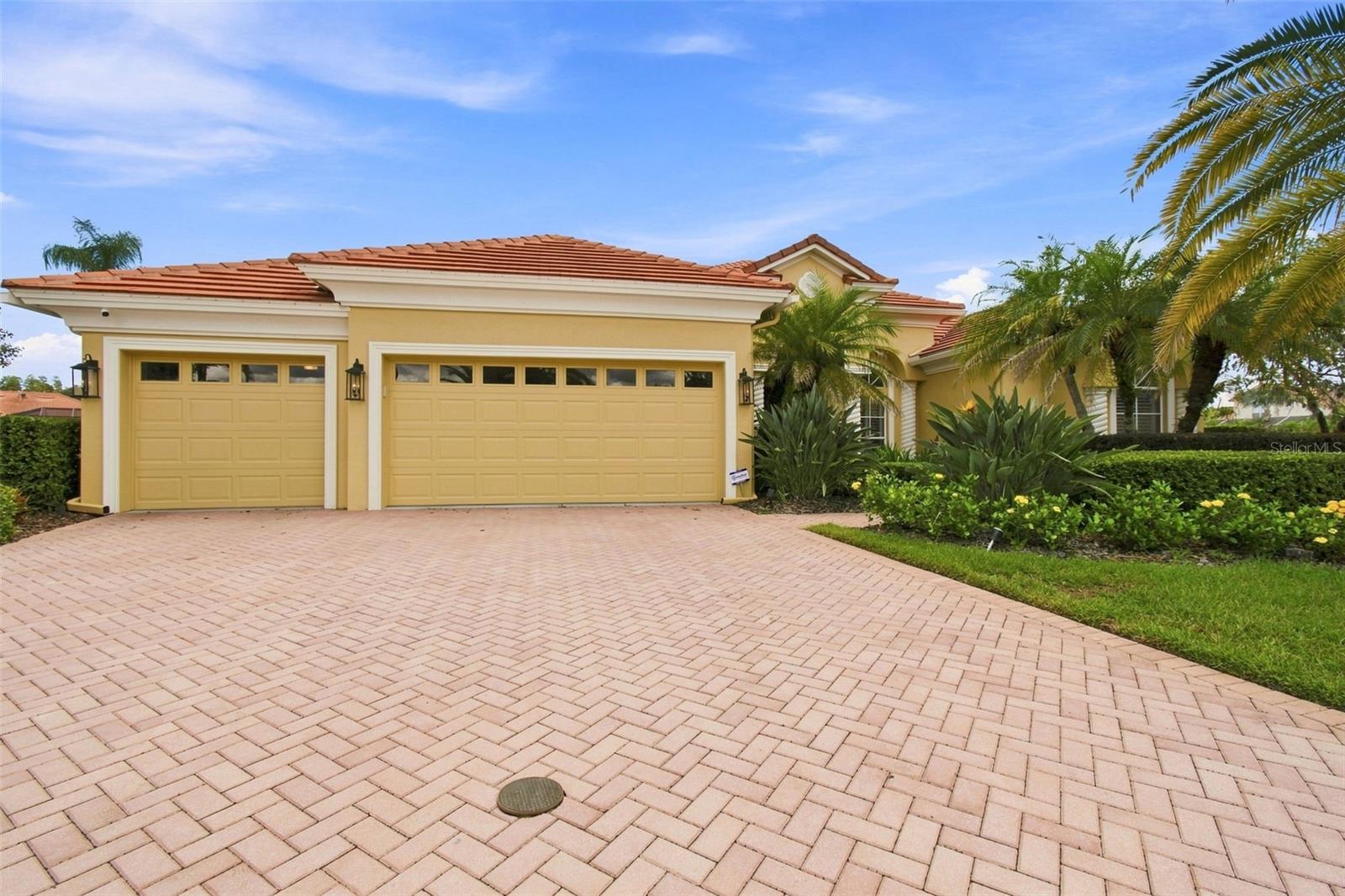 10801 BARBADOS ISLE DR