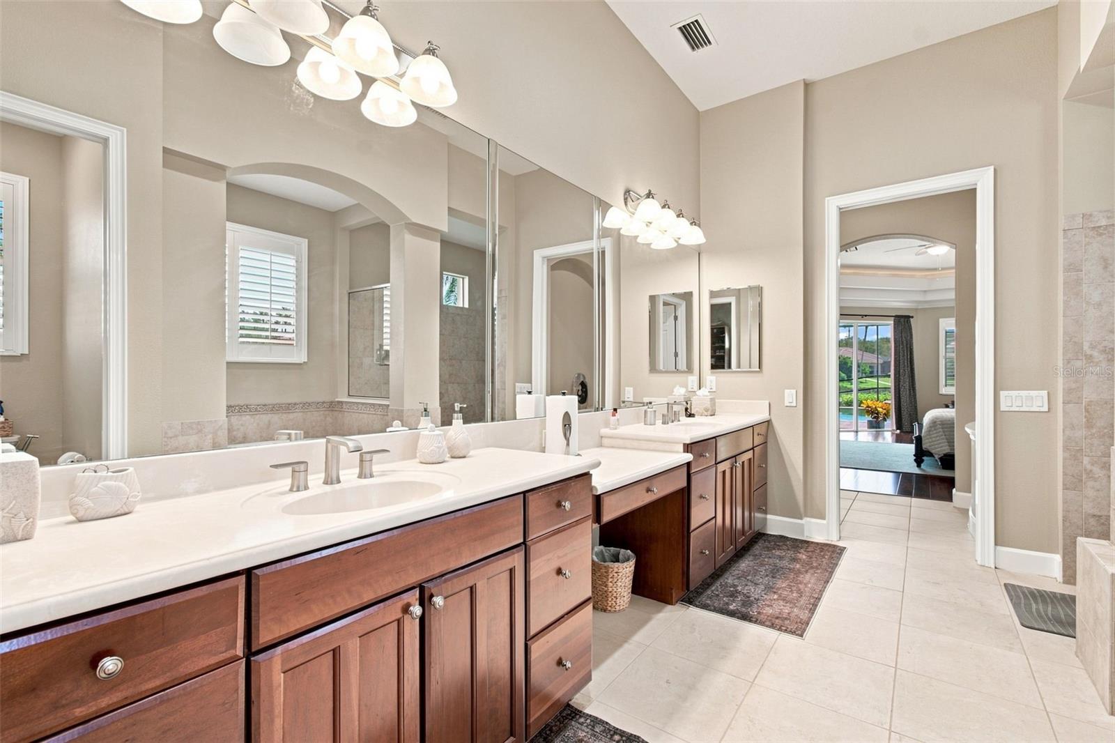 10801 BARBADOS ISLE DR