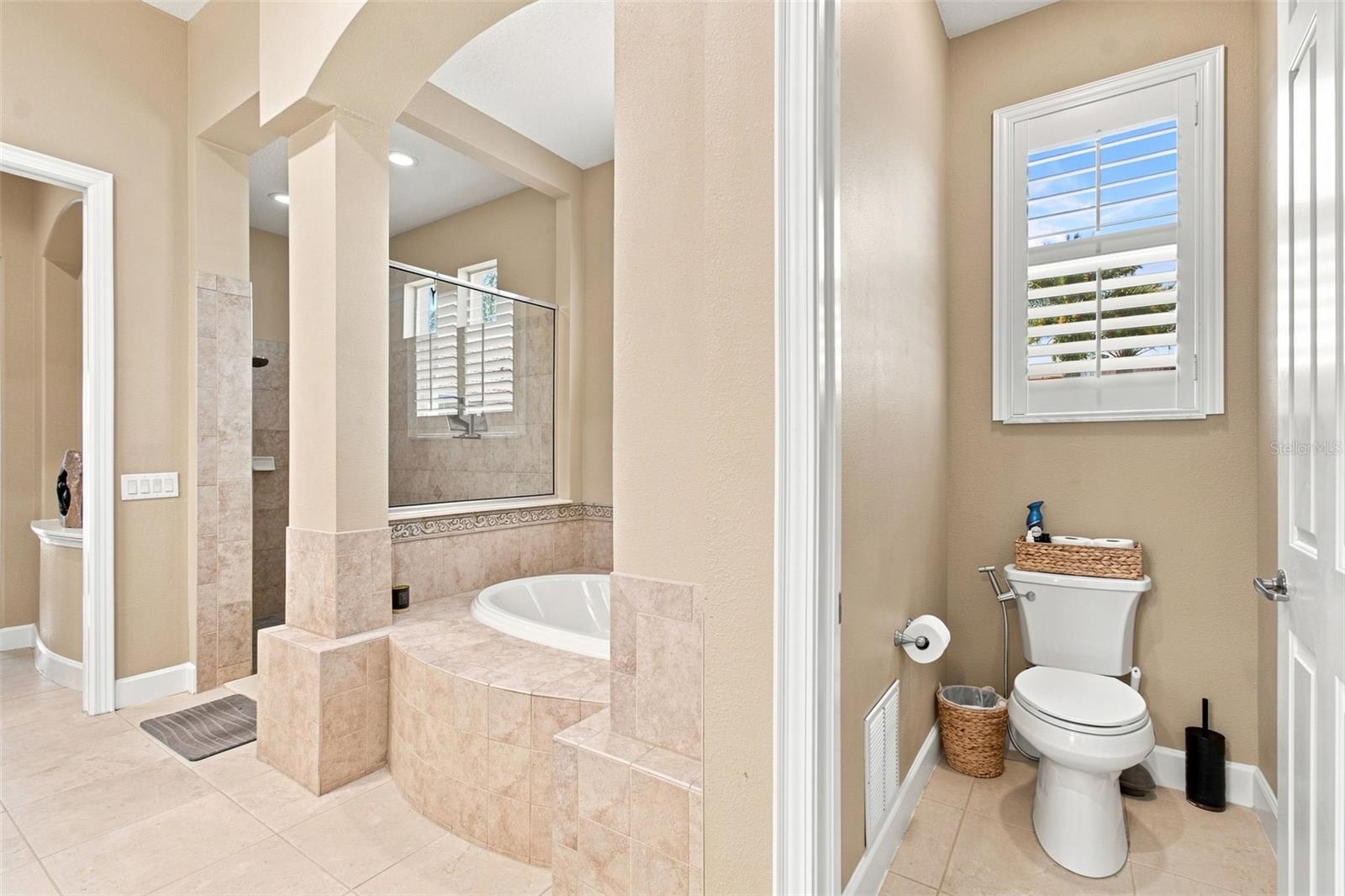 10801 BARBADOS ISLE DR