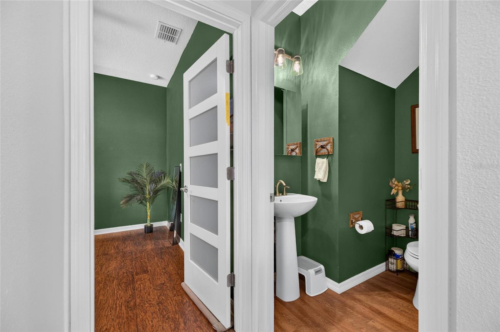 1521 CUSTER BAYOU ST