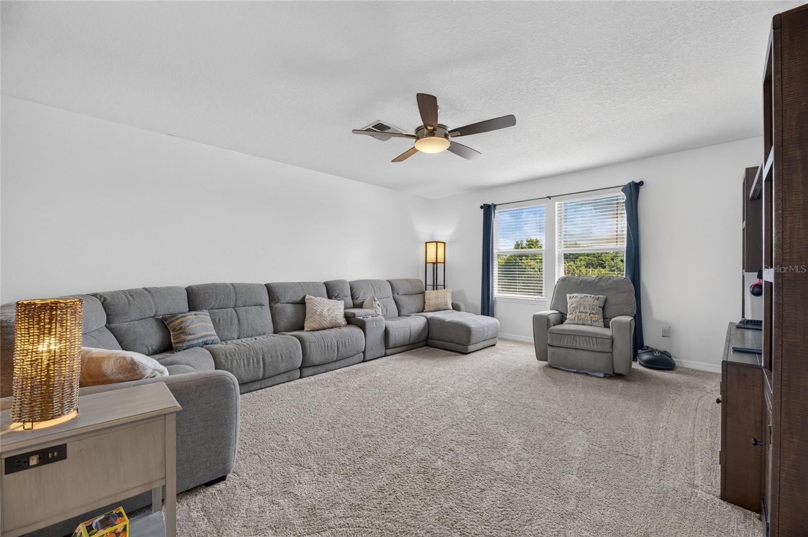 1521 CUSTER BAYOU ST