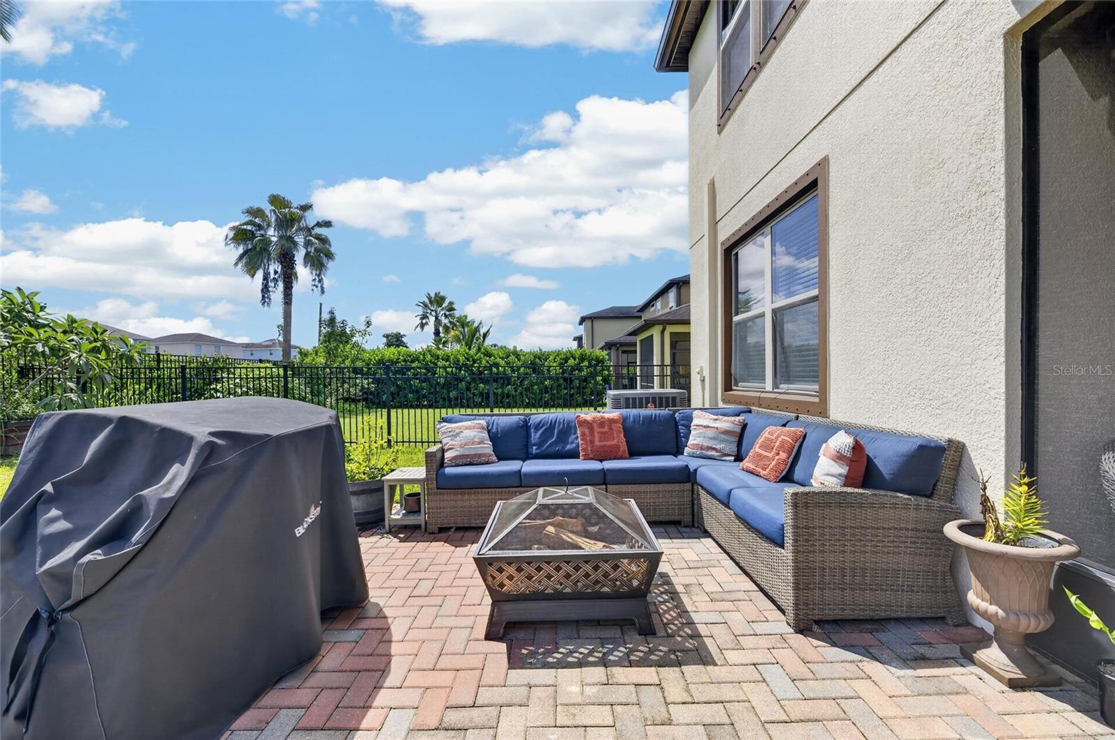 1521 CUSTER BAYOU ST