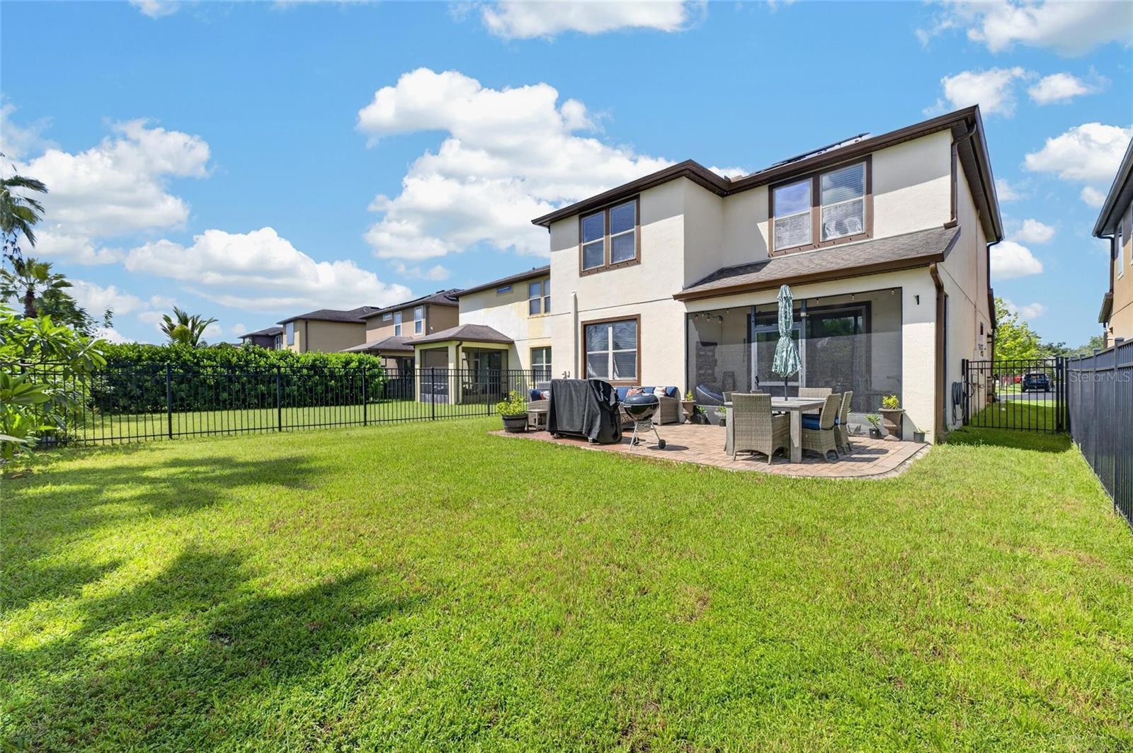 1521 CUSTER BAYOU ST