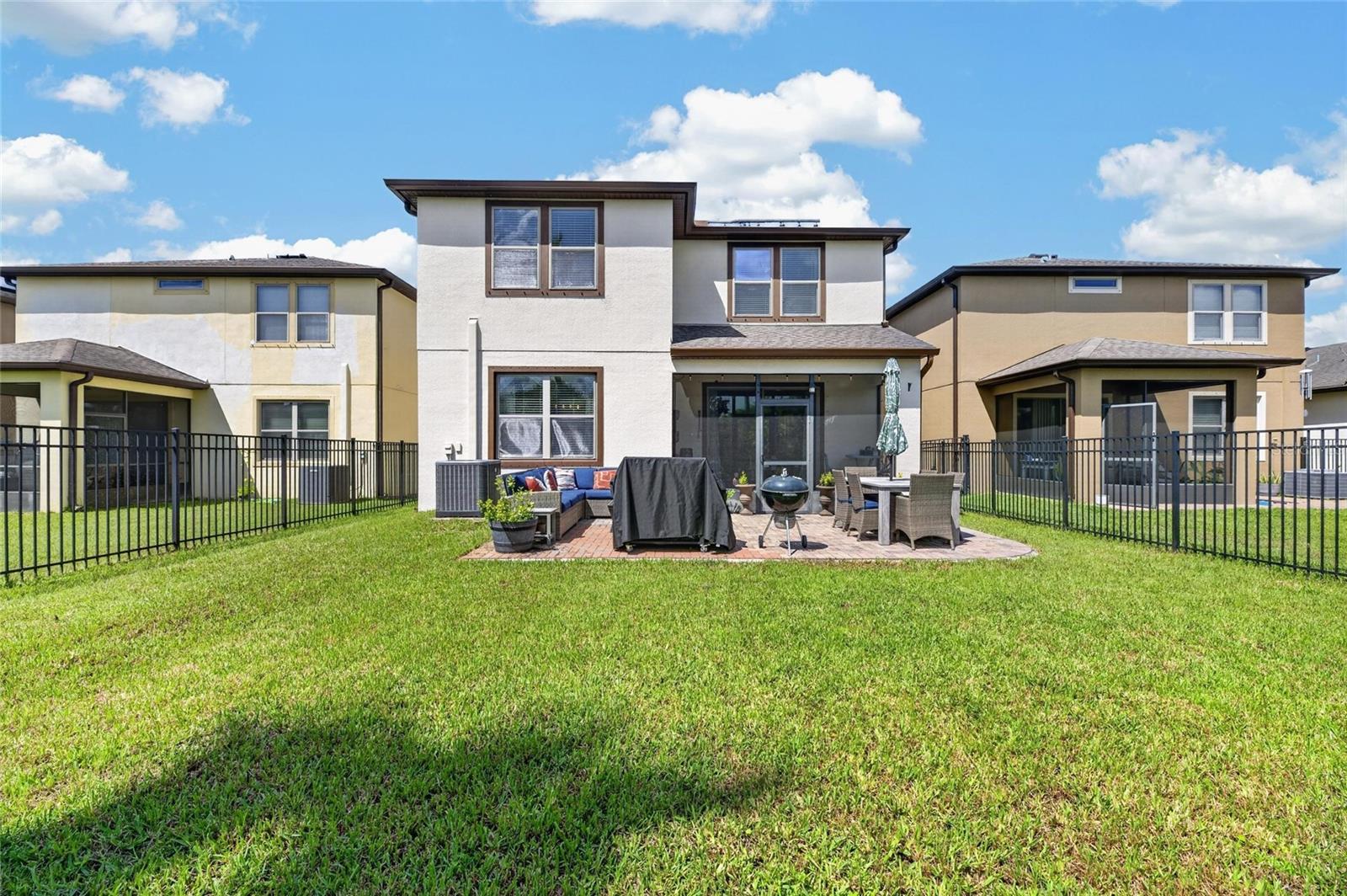 1521 CUSTER BAYOU ST