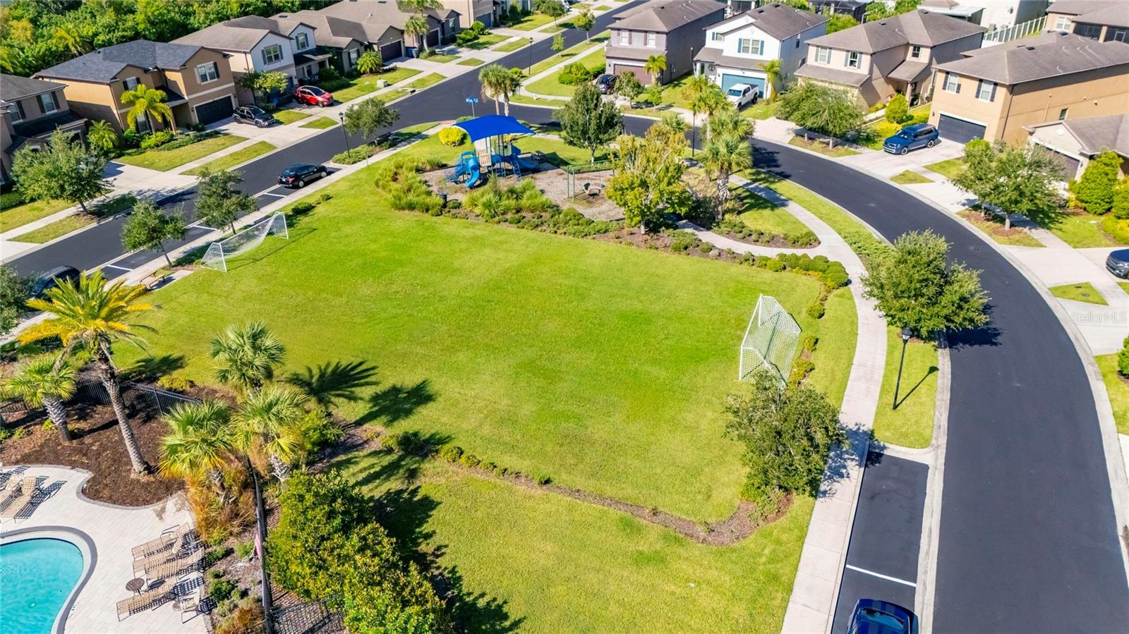 1521 CUSTER BAYOU ST