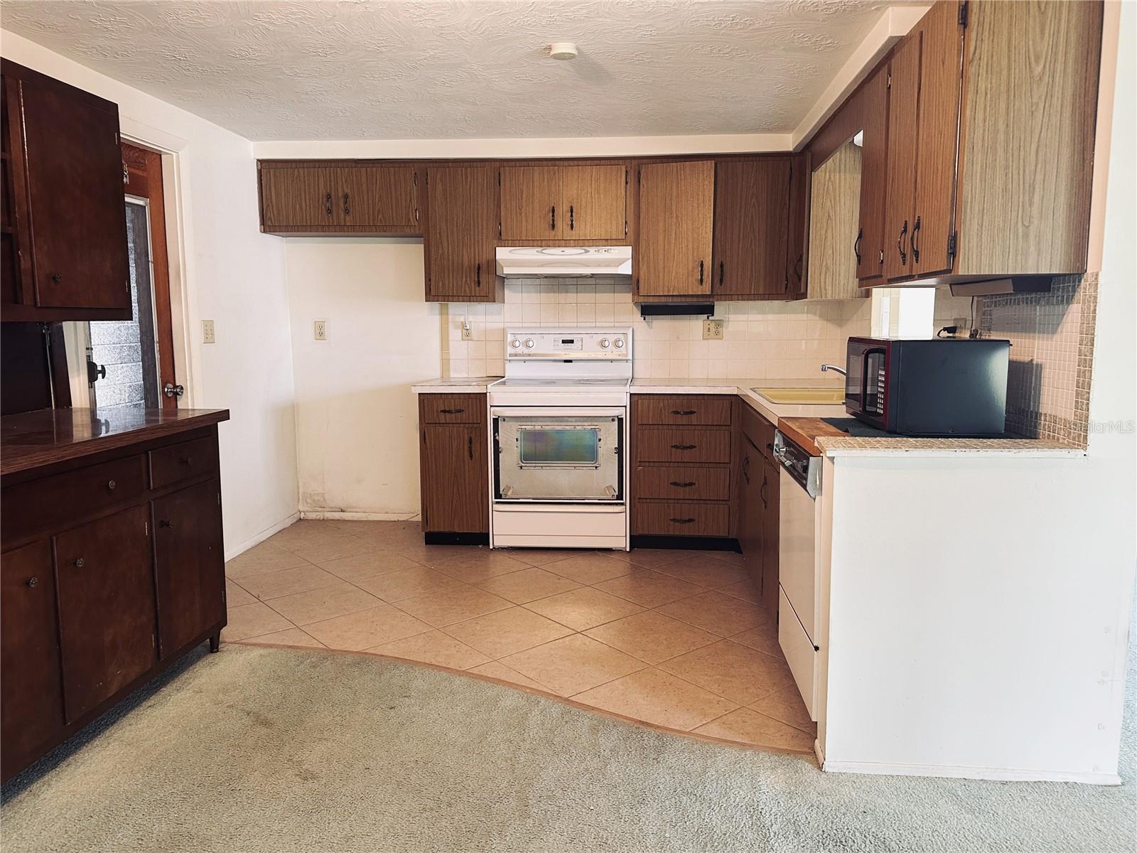 3249 TRASK DR