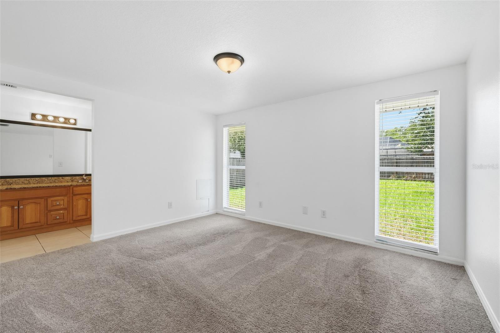 16506 FORESTLAKE DR