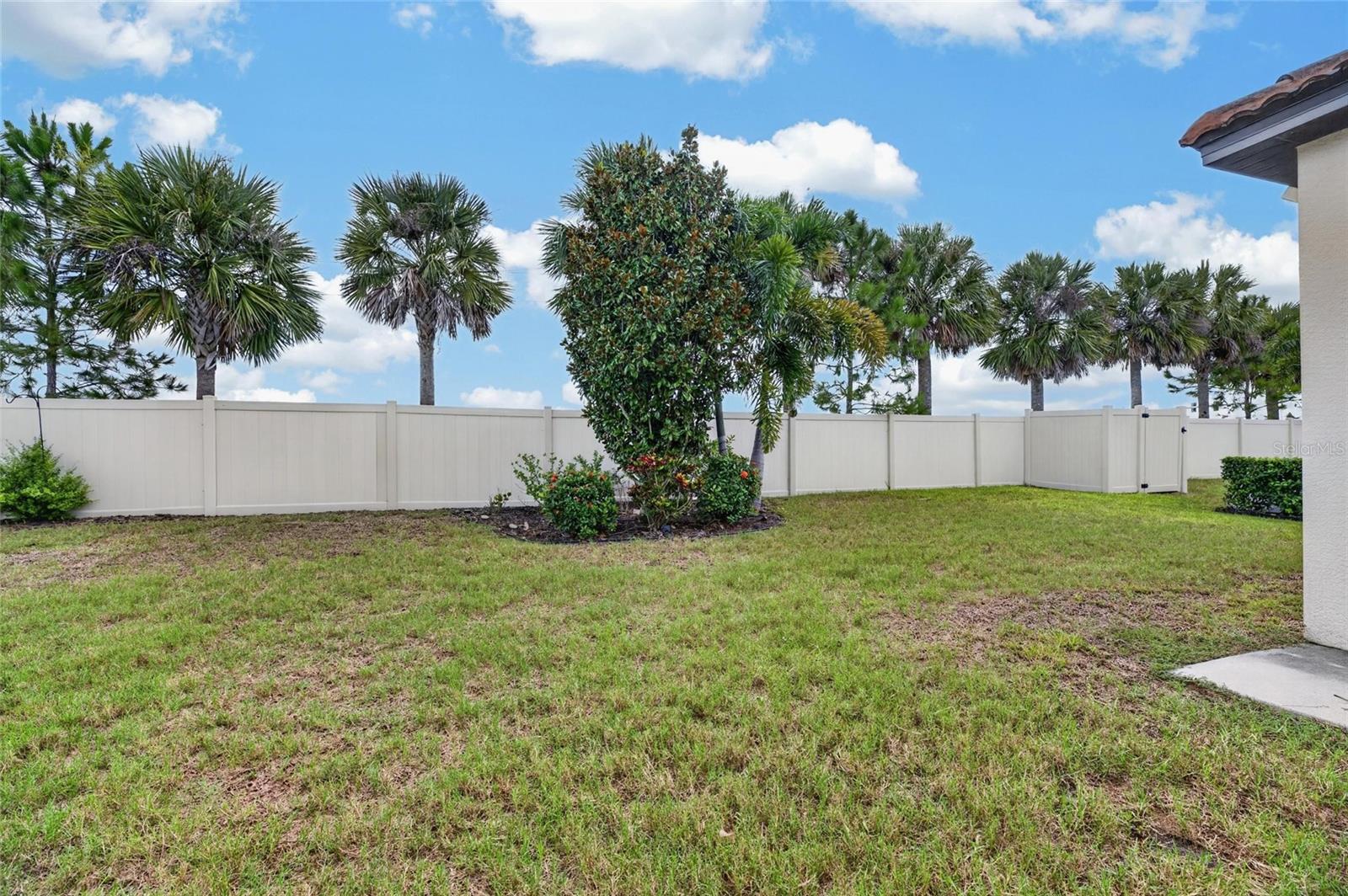 16836 WHISPER ELM ST