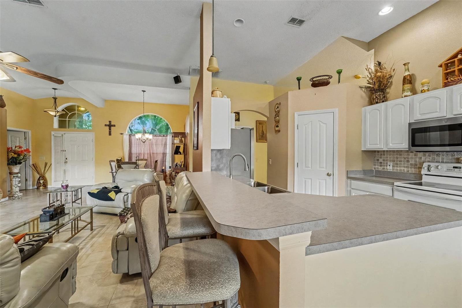 13522 WHITE ELK LOOP