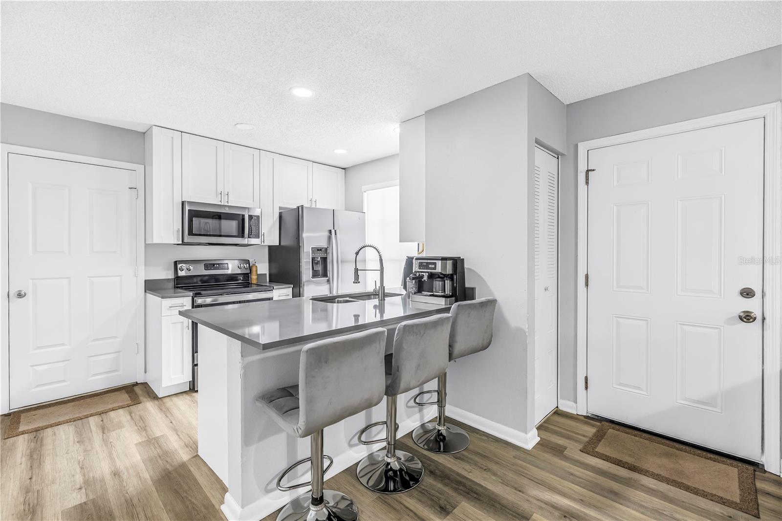 6240 OAK CLUSTER CIR