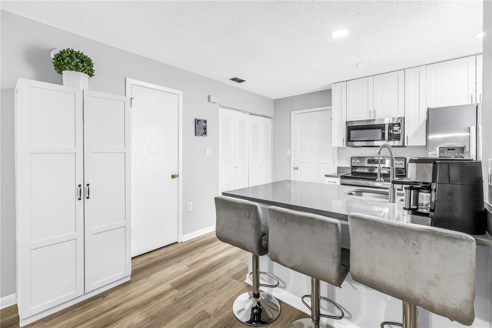 6240 OAK CLUSTER CIR